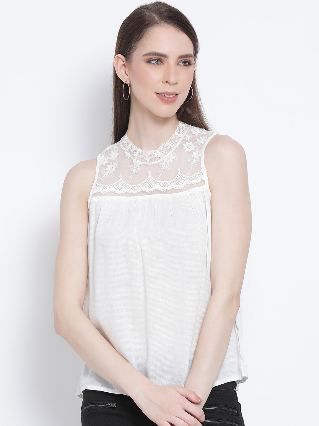 

Oxolloxo White Crepe Top