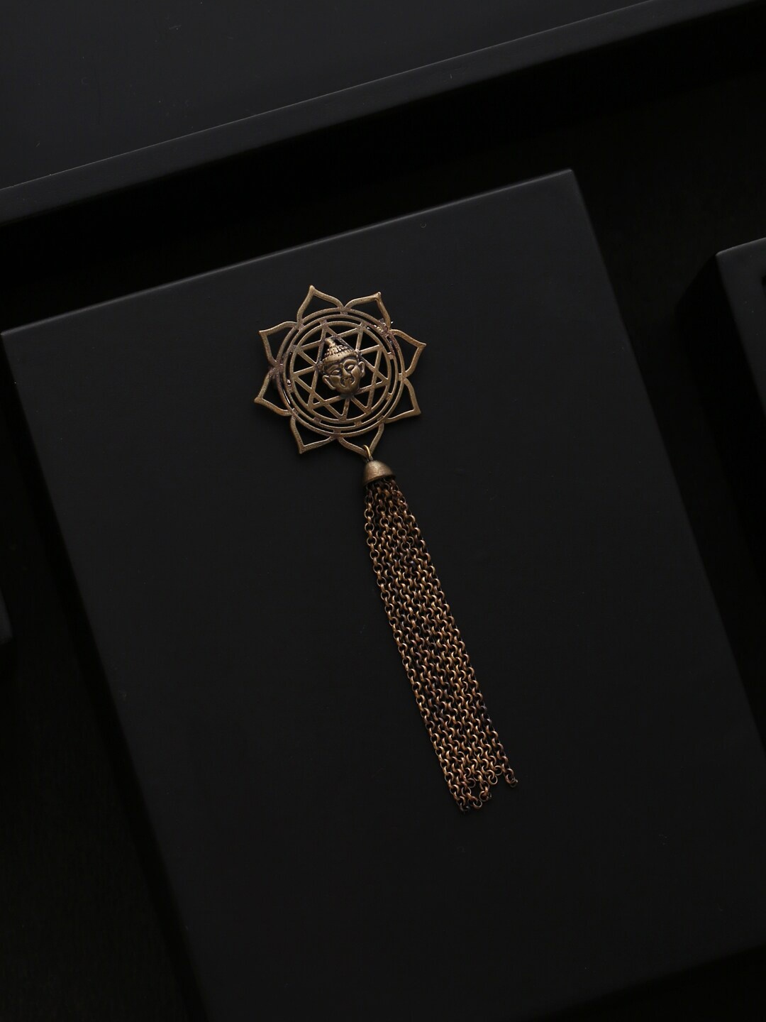 

COSA NOSTRAA Men Antique Gold-Toned Anhata Inspired Buddha Brooch