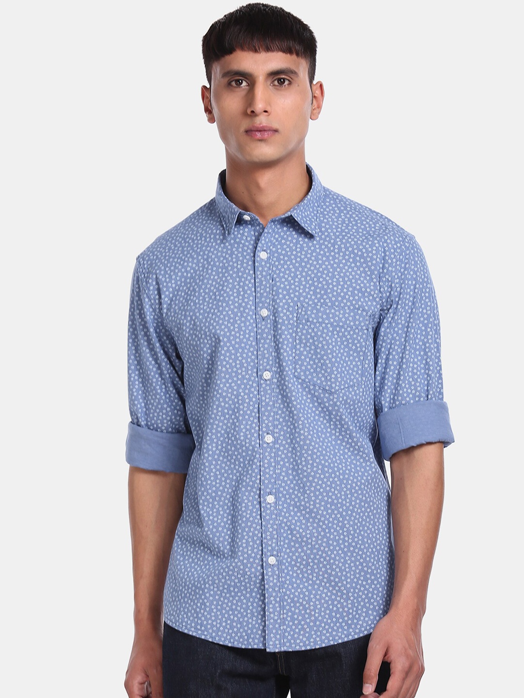 

Ruggers Men Blue & White Regular Fit Printed Casual Shirt