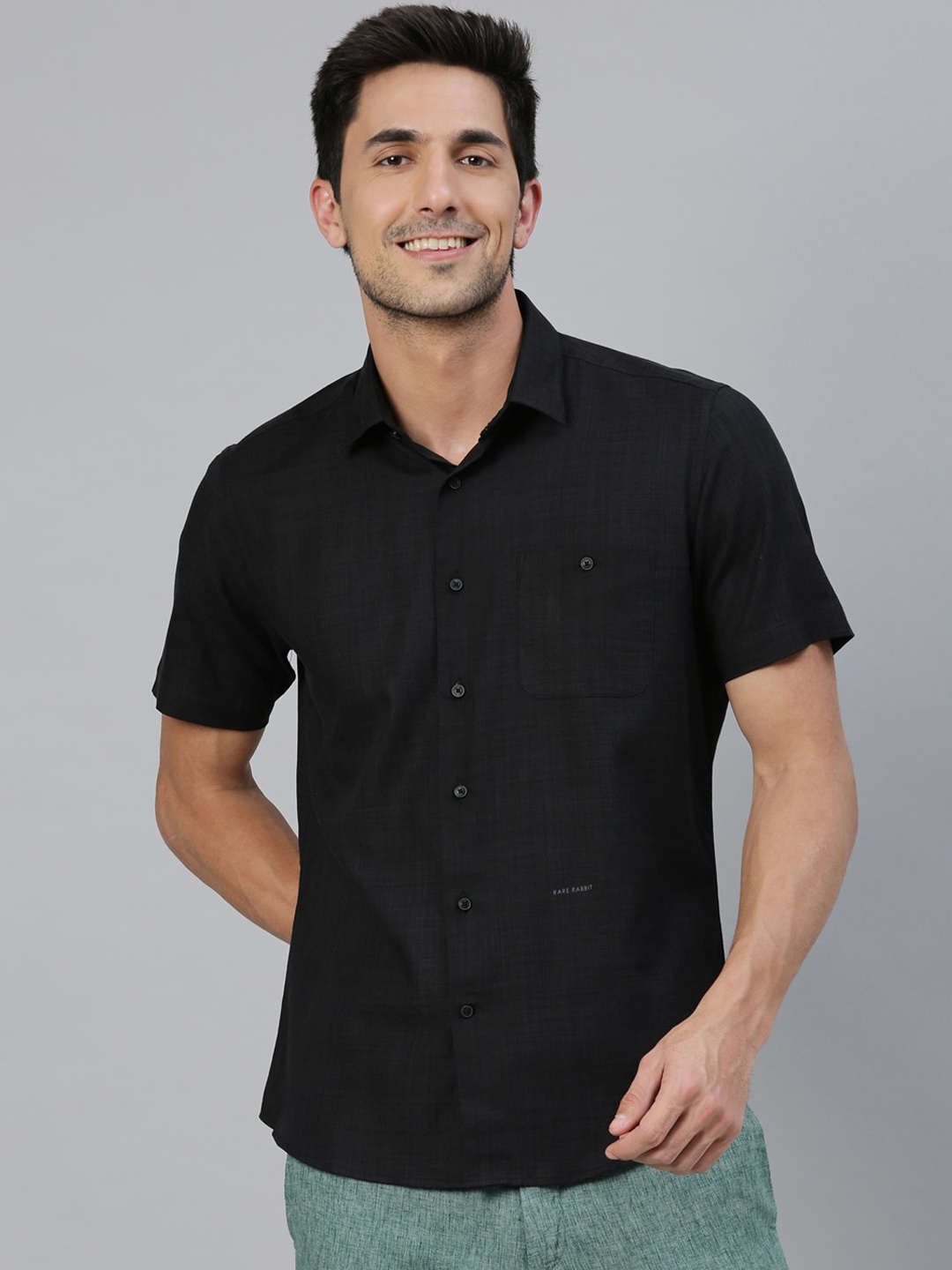 

RARE RABBIT Men Loop Regular Fit Solid Shirt, Black