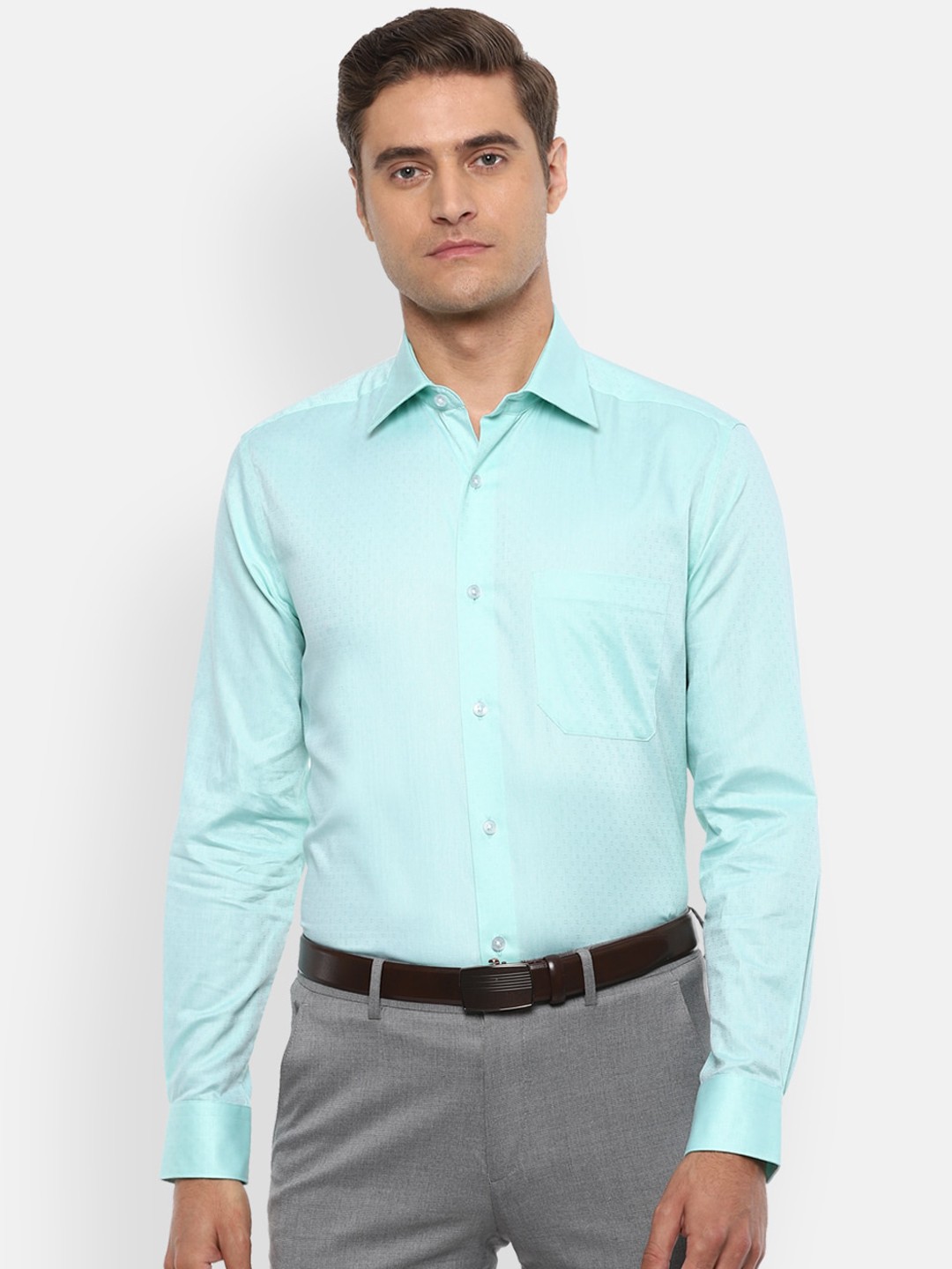 

Peter England Men Blue Regular Fit Solid Formal Shirt