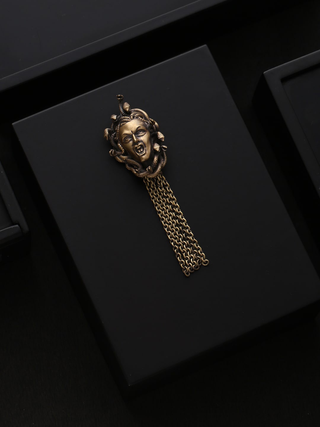 

COSA NOSTRAA Men Antique Gold-Toned Medus Brooch