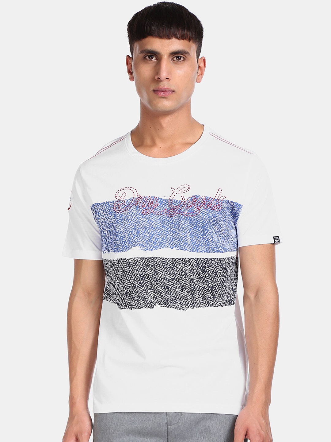 

Cherokee Men White Printed Round Neck T-shirt