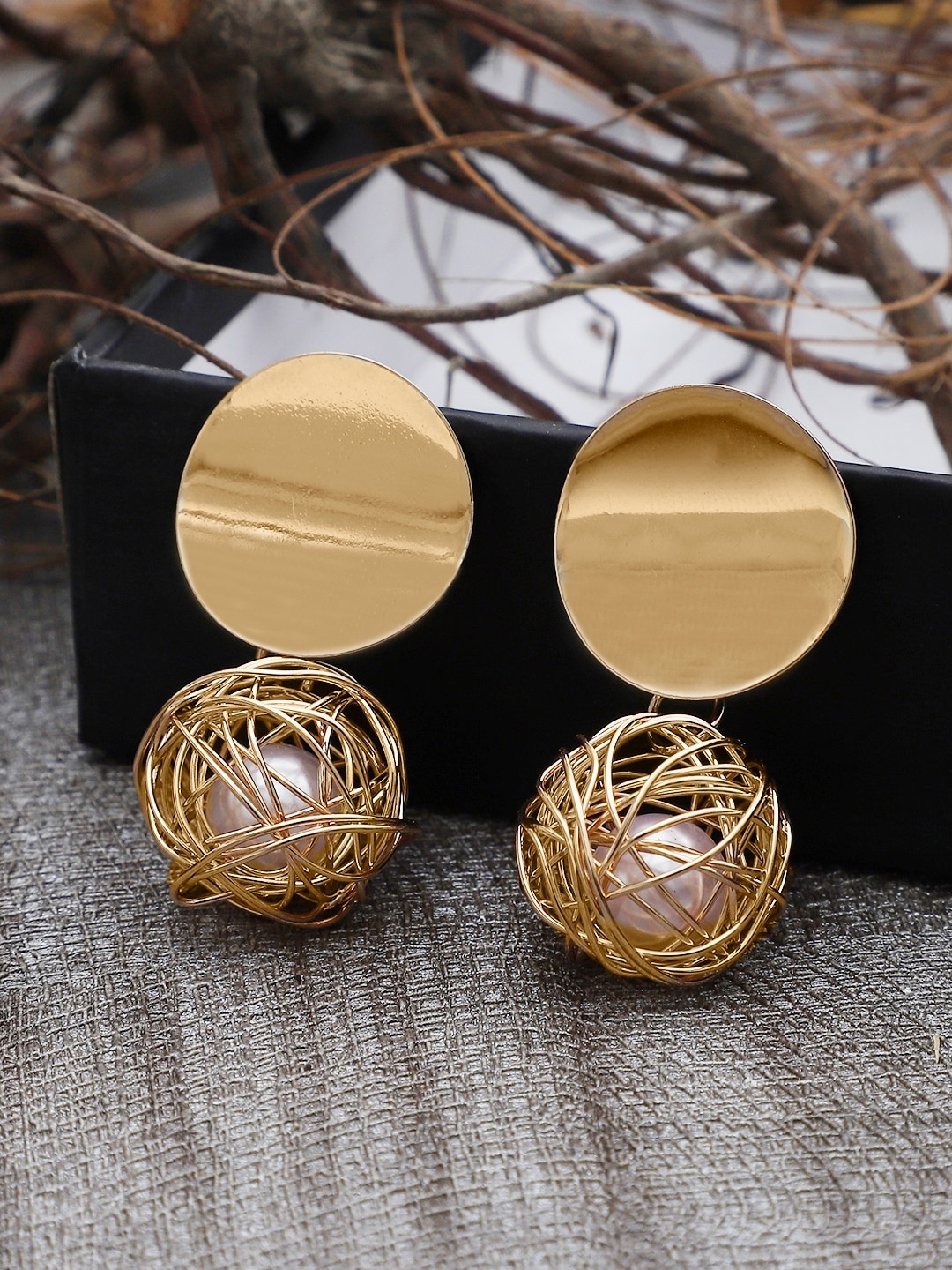 

Crunchy Fashion Gold-Toned Contemporary Drop Earrings