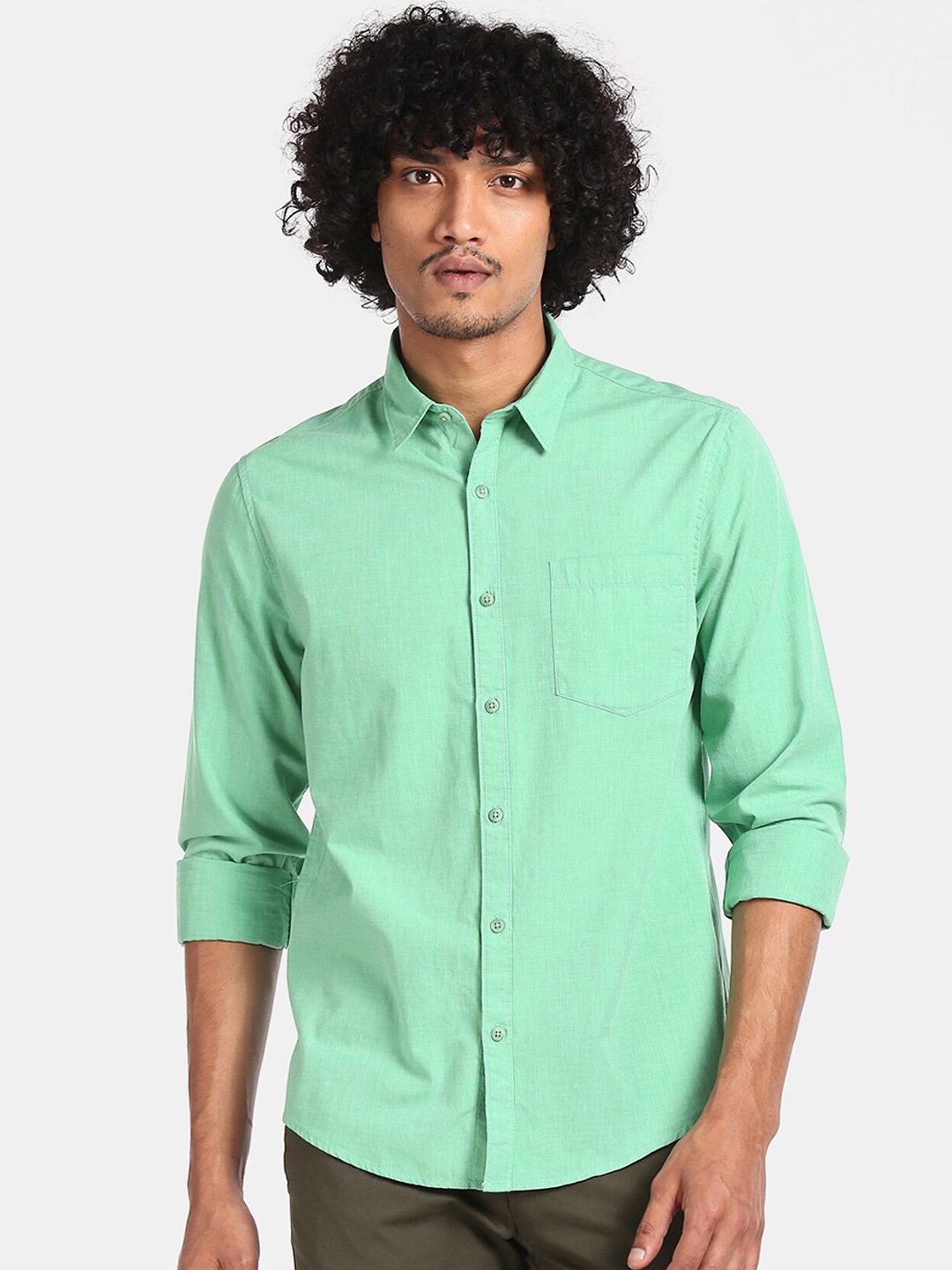 Ruggers Men Green Regular Fit Solid Cotton Casual Shirt
