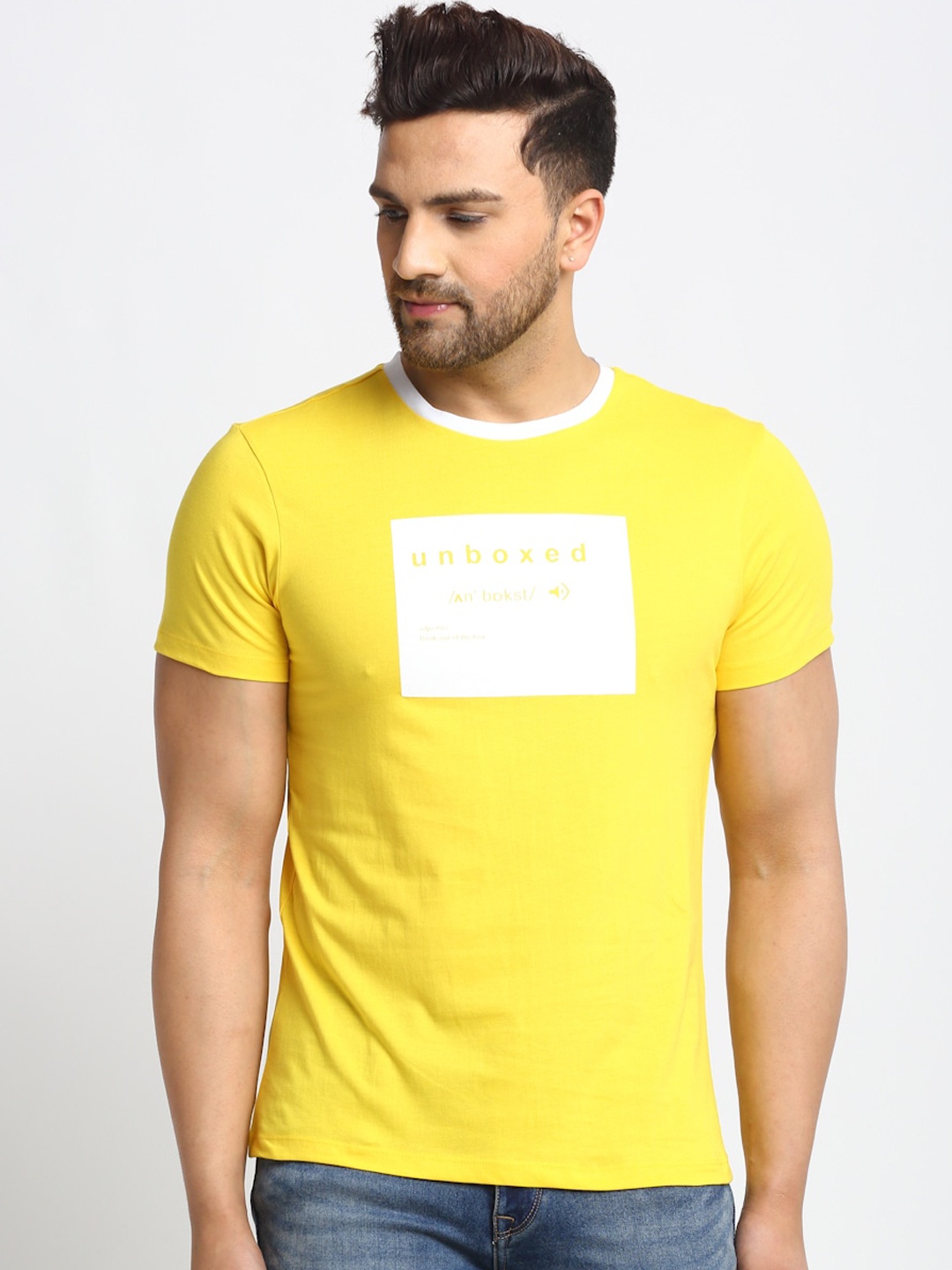 

DOOR74 Men Yellow Printed Round Neck T-shirt