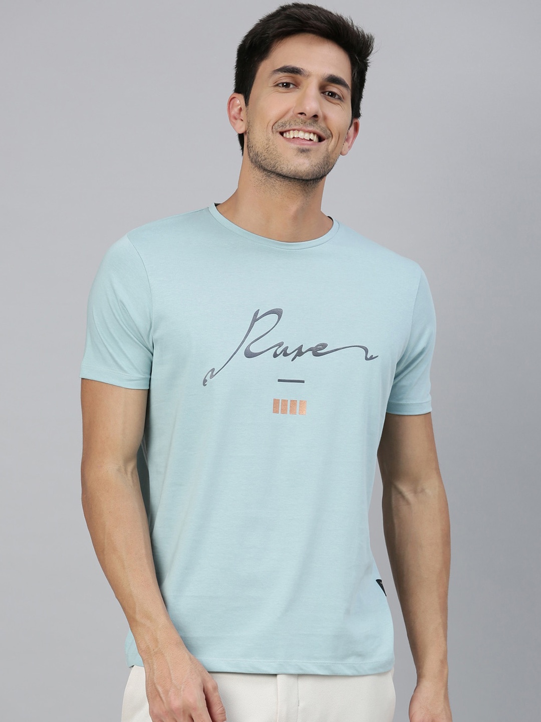

RARE RABBIT Men Italic Slim Fit Printed Round Neck T-Shirt, Blue