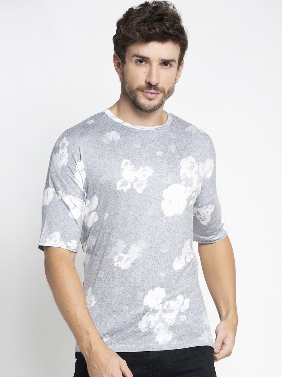 

DOOR74 Men Grey Printed Round Neck T-shirt