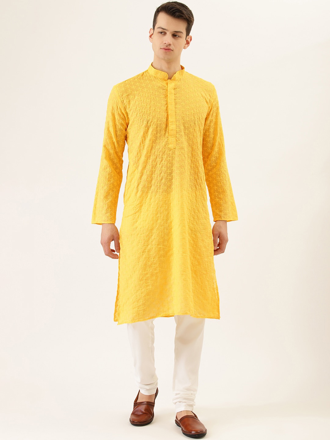 

RAJUBHAI HARGOVINDAS Men Yellow Chikan Embroidered Straight Kurta