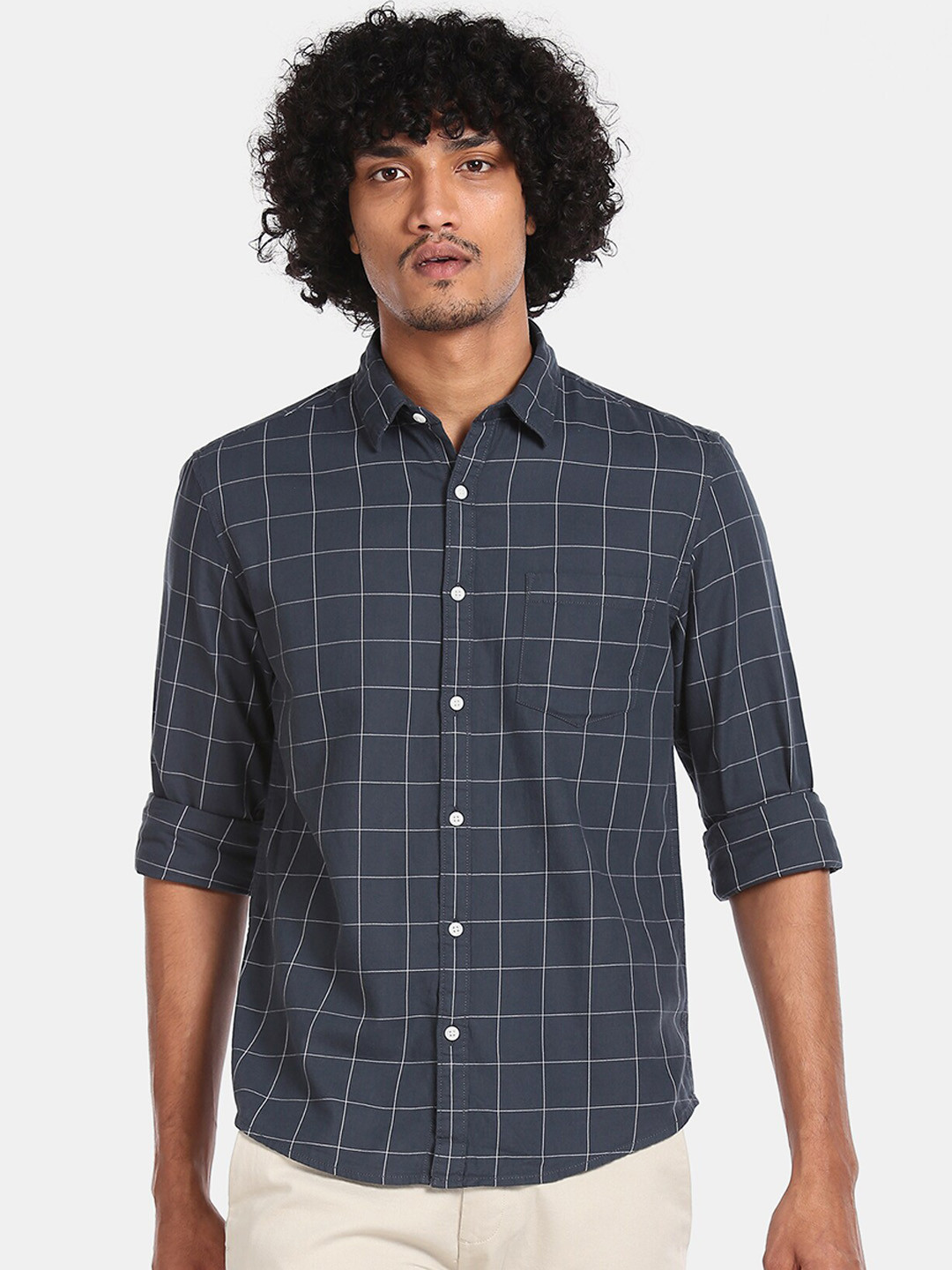 

Ruggers Men Grey & White Regular Fit Checked Cotton Casual Shirt