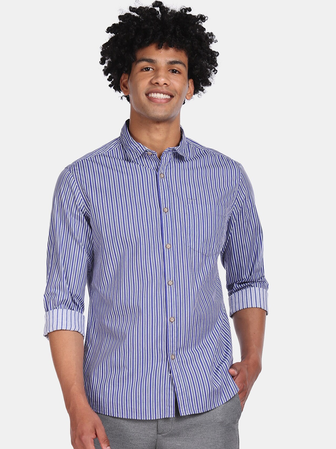 

Flying Machine Men Grey Regular Fit Striped Casual Shirt