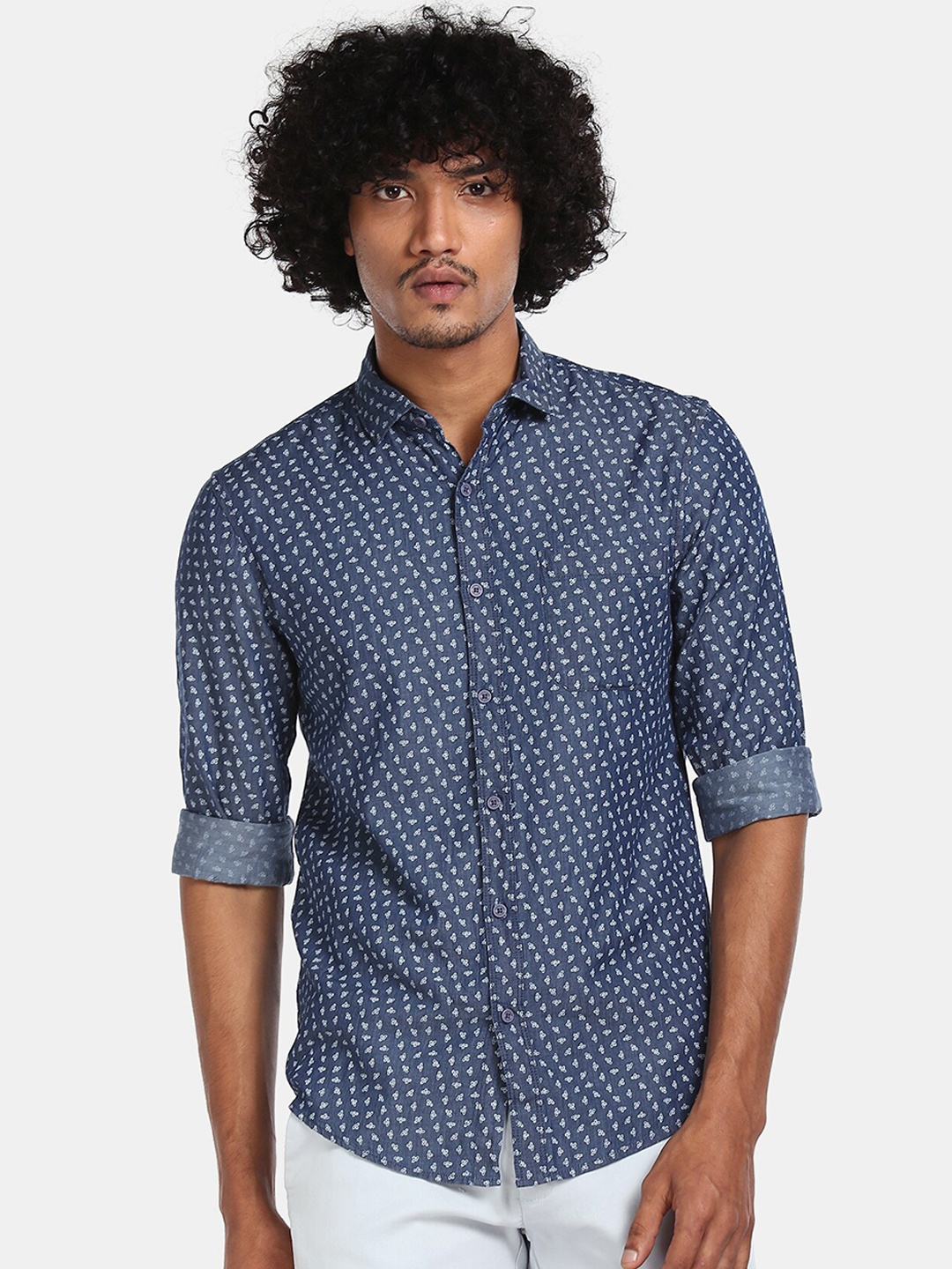 

Cherokee Men Blue Slim Fit Printed Casual Shirt