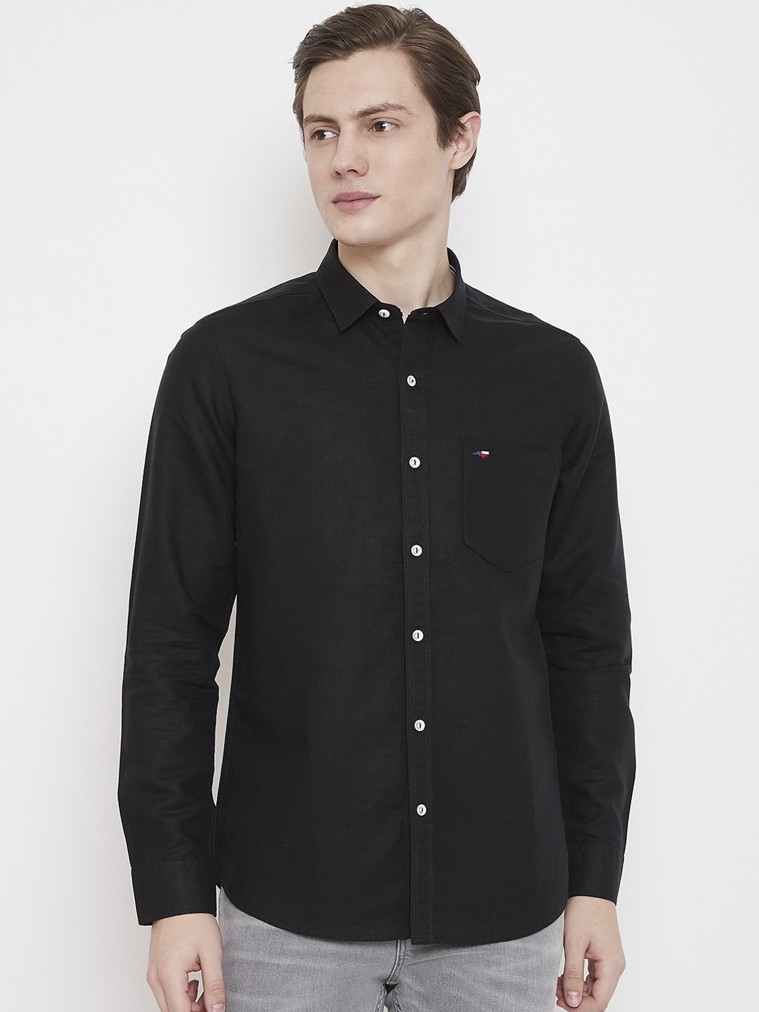 

Octave Men Black Regular Fit Solid Casual Shirt
