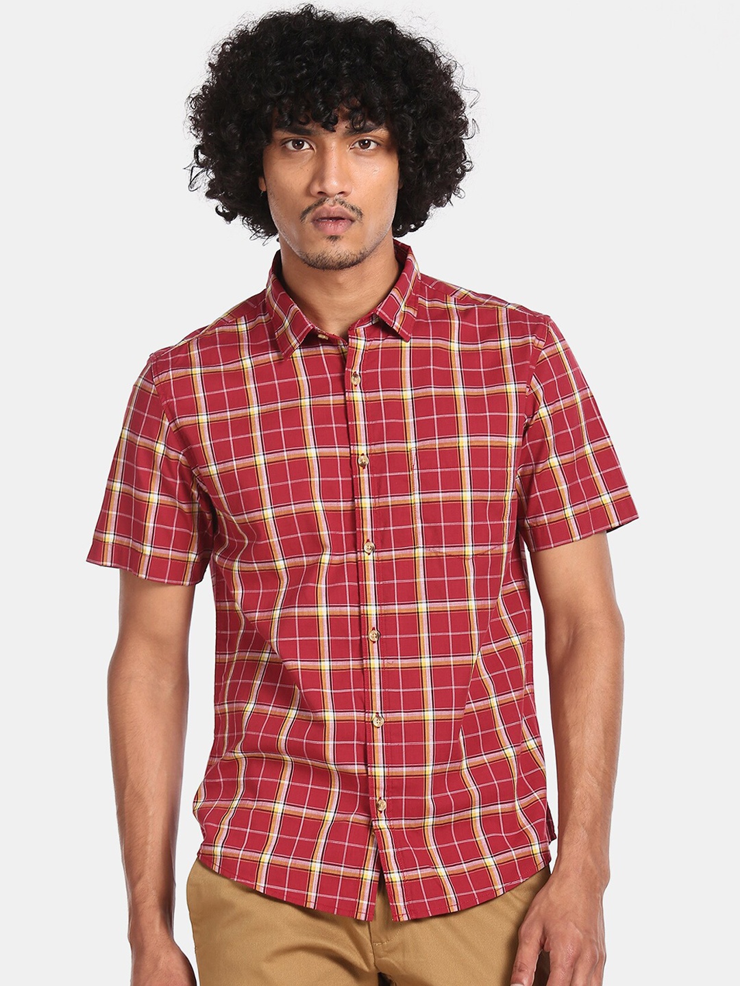 

Ruggers Men Red & White Regular Fit Checked Cotton Casual Shirt