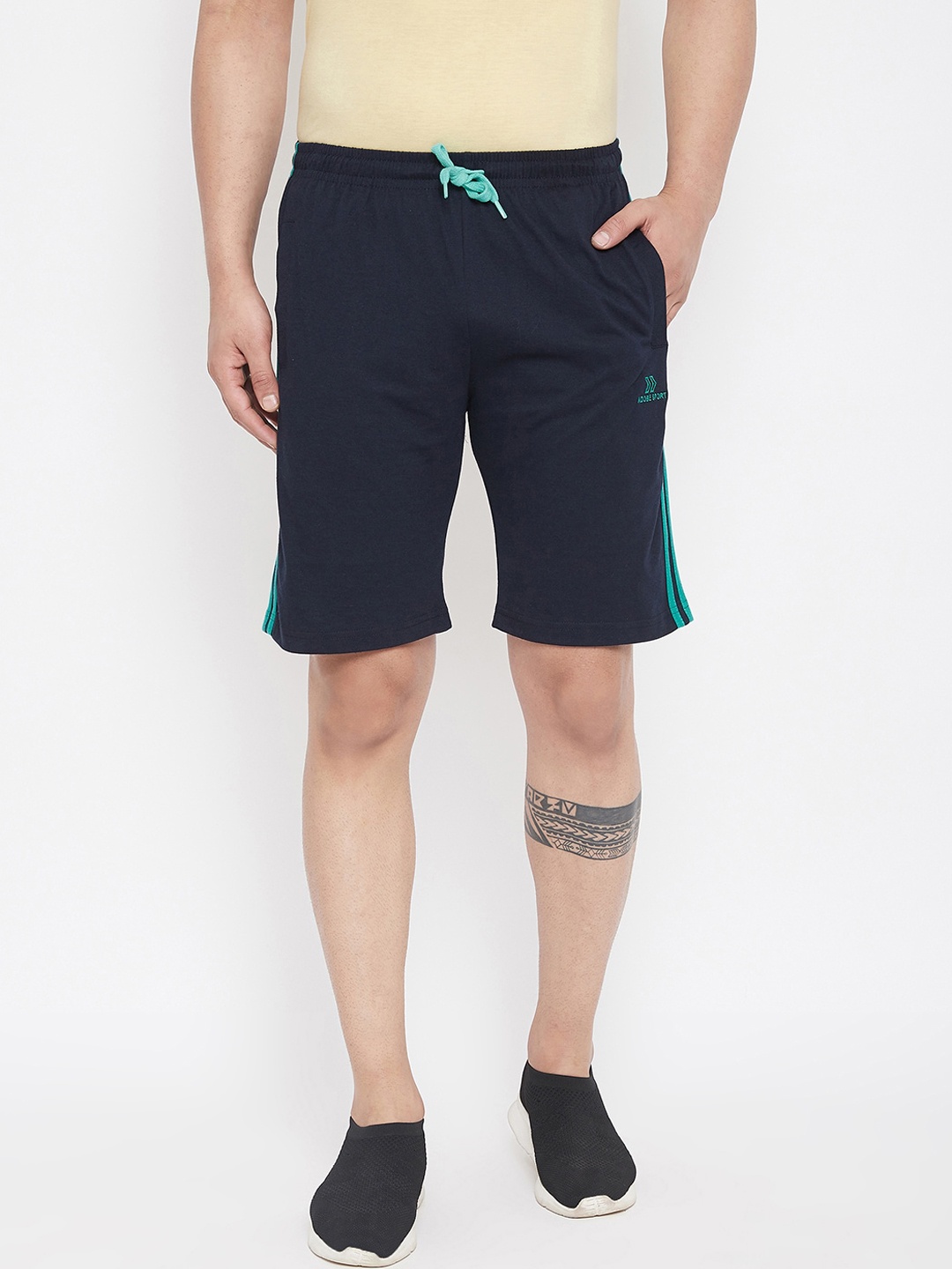 

Adobe Men Navy Blue Solid Regular Fit Regular Shorts