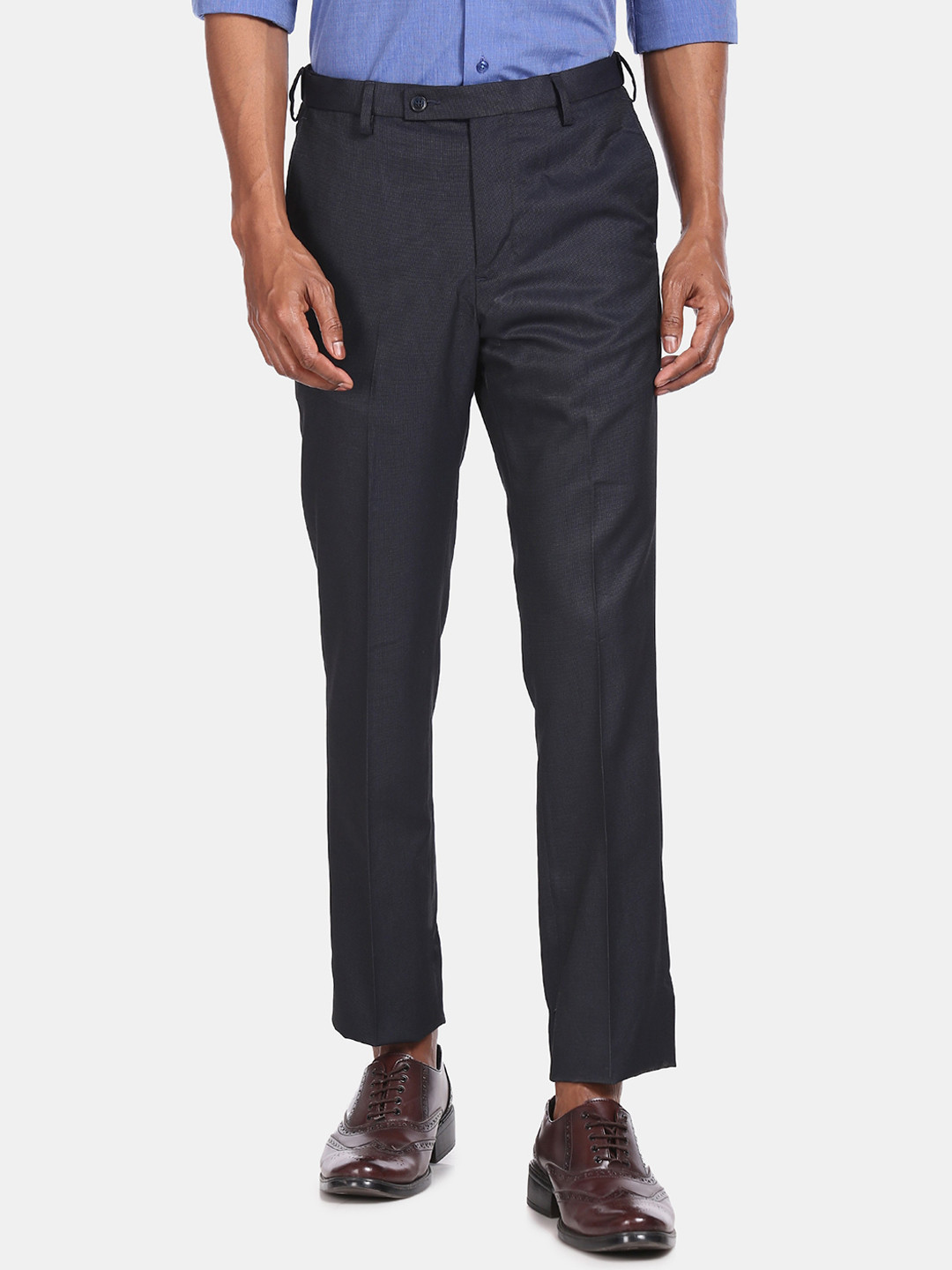 

Arrow Men Blue Regular Fit Solid Regular Trousers