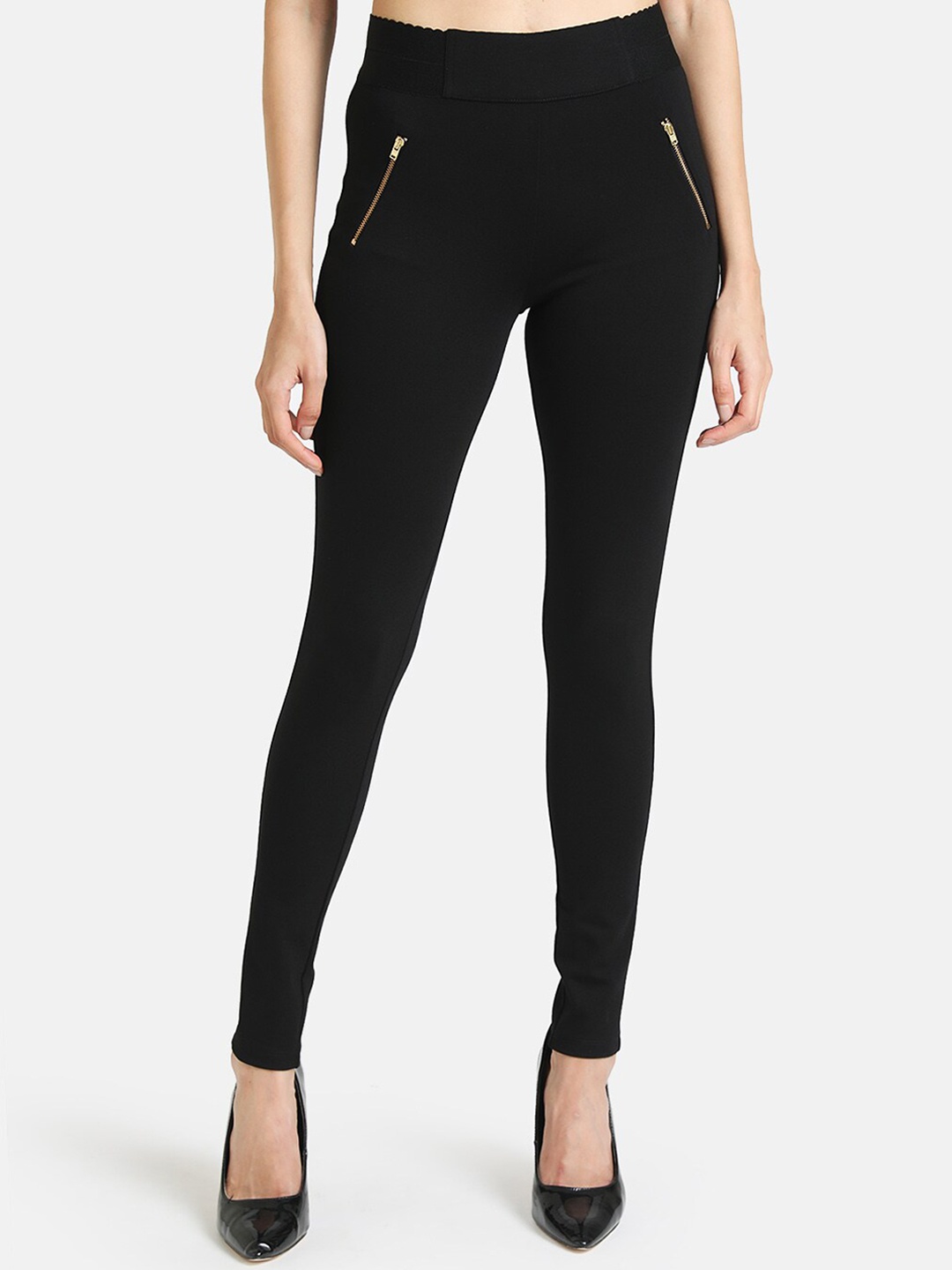 

Kazo Women Black Solid Jeggings