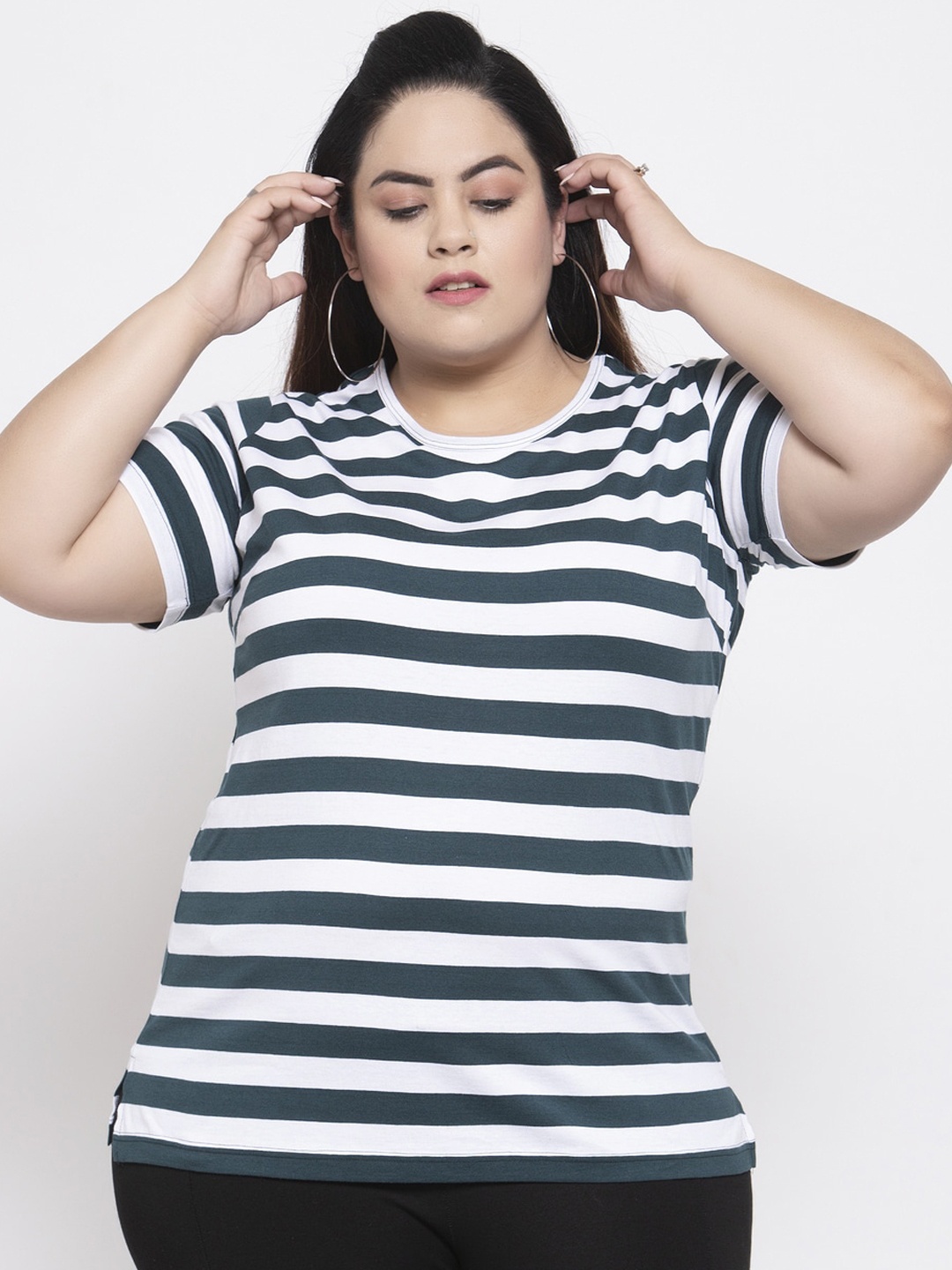 

plusS Women White & Green Striped Round Neck T-shirt