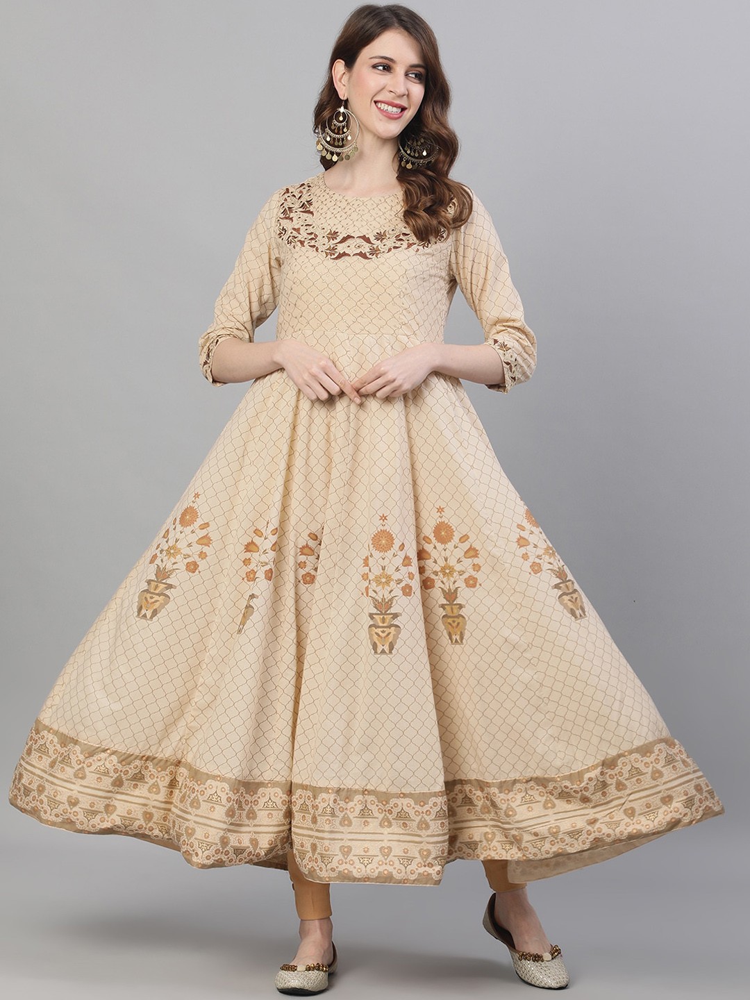 

Ishin Women Beige Ethnic Motifs Embroidered Kurta