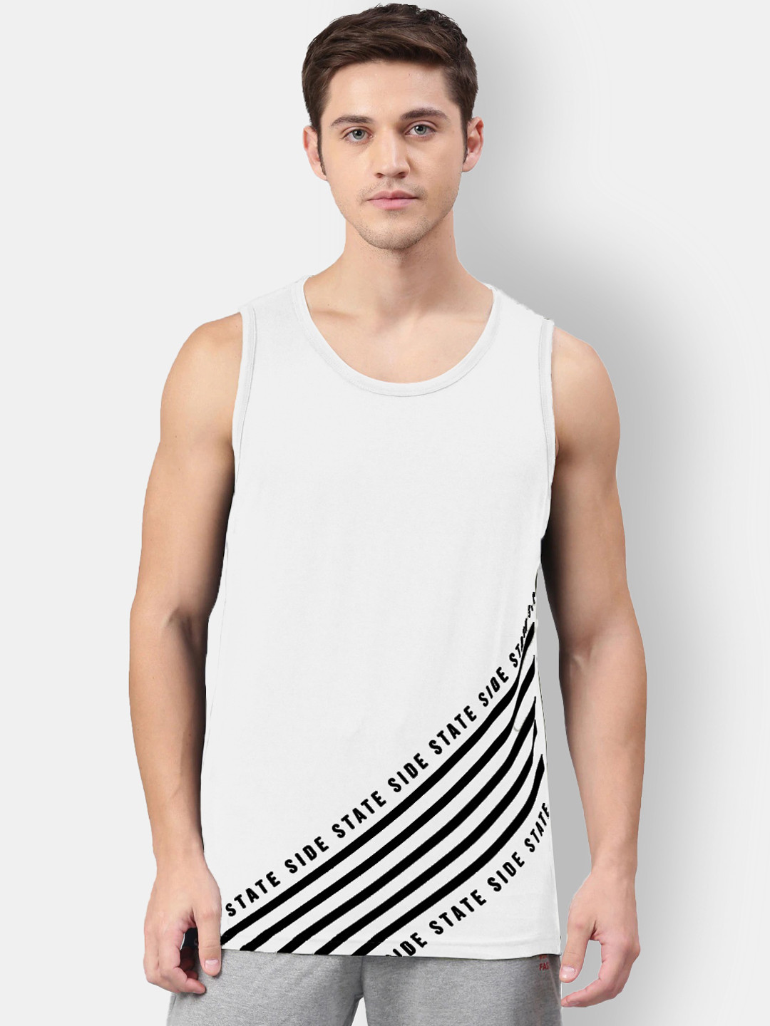 

Maniac Men White Printed Round Neck Cotton Pure Cotton T-shirt