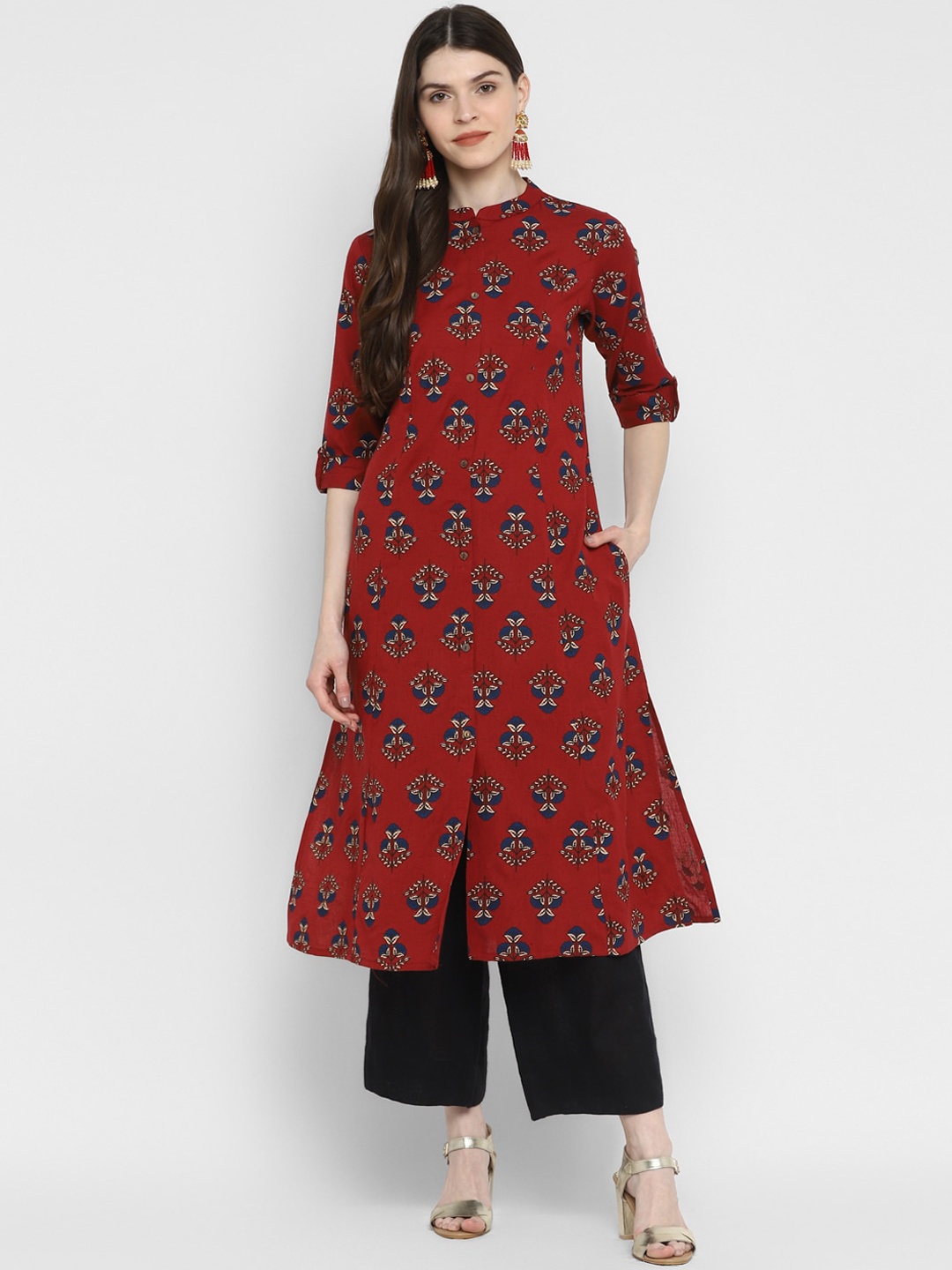 

Vbuyz Women Maroon Floral Printed Kurta