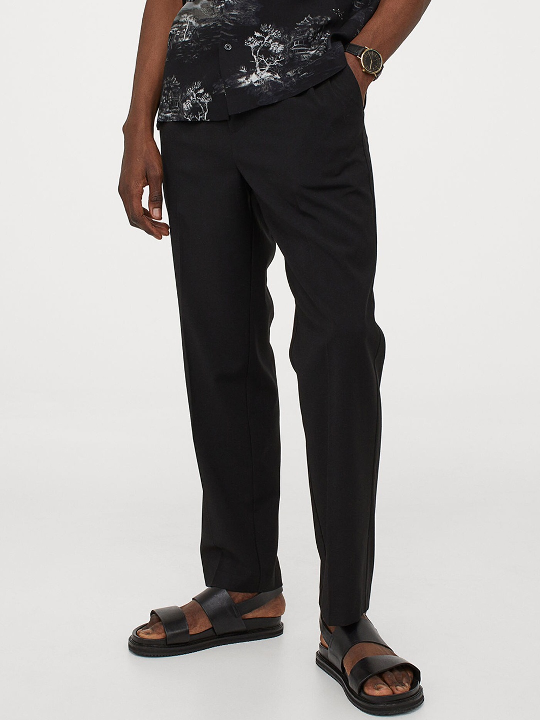 

H&M Men Black Regular Fit Dressy Joggers
