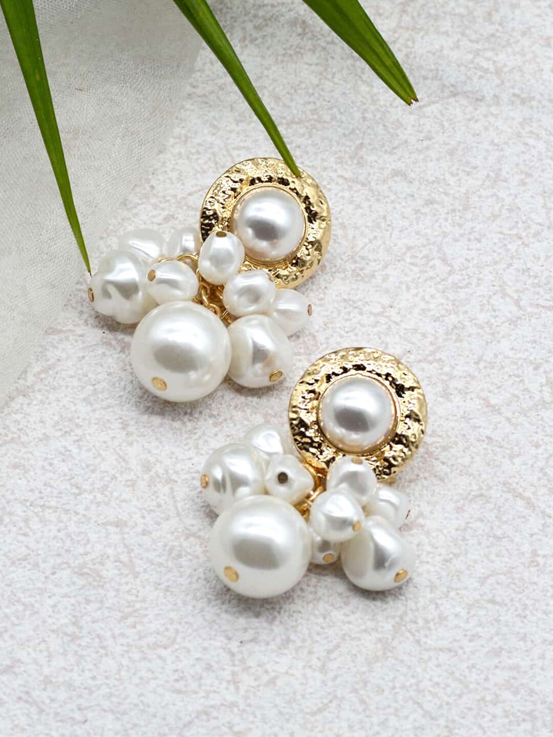 

JOKER & WITCH Gold-Plated & Off-White Classic Drop Earrings
