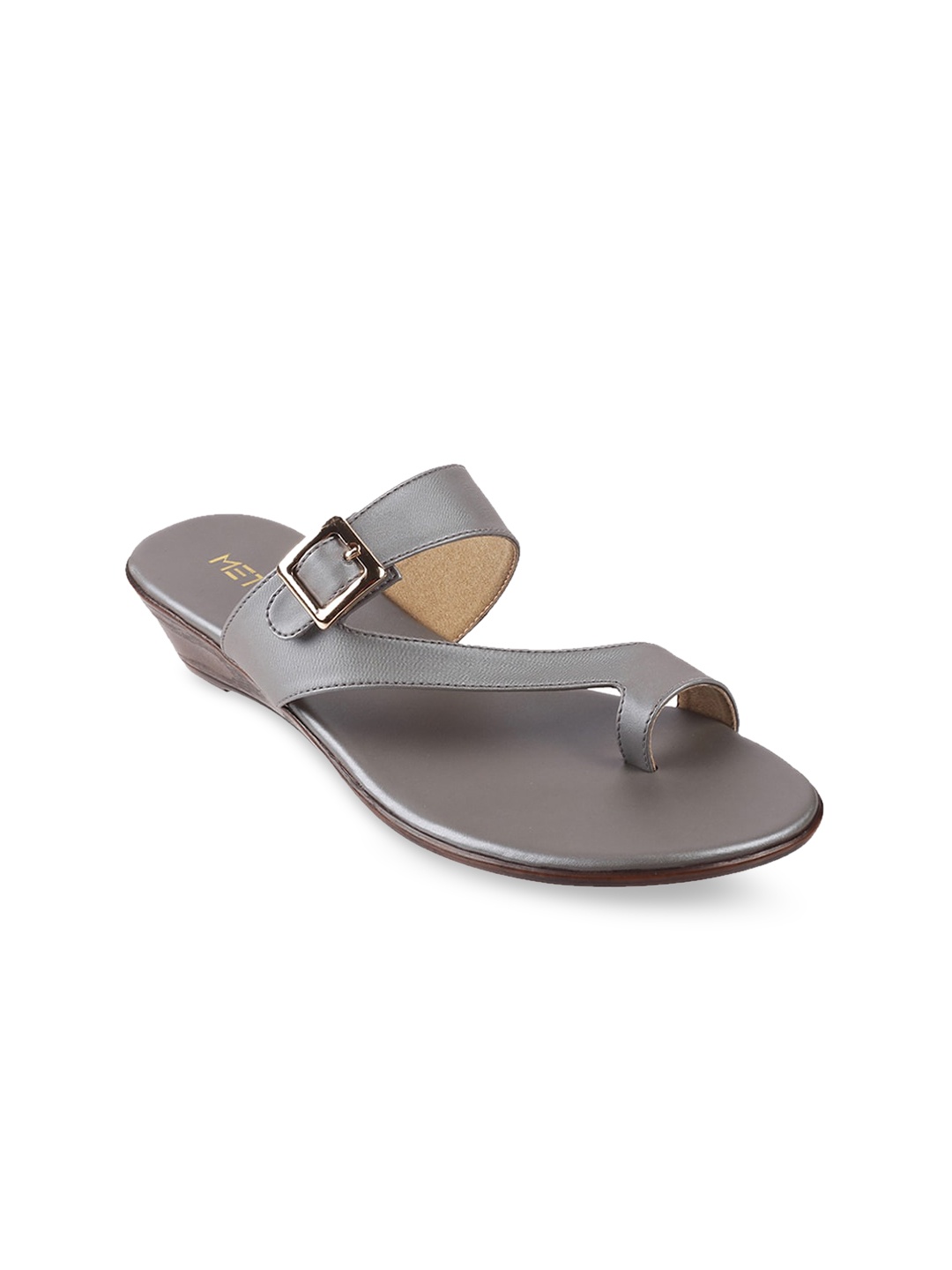 

Metro Women Grey Solid Sandals