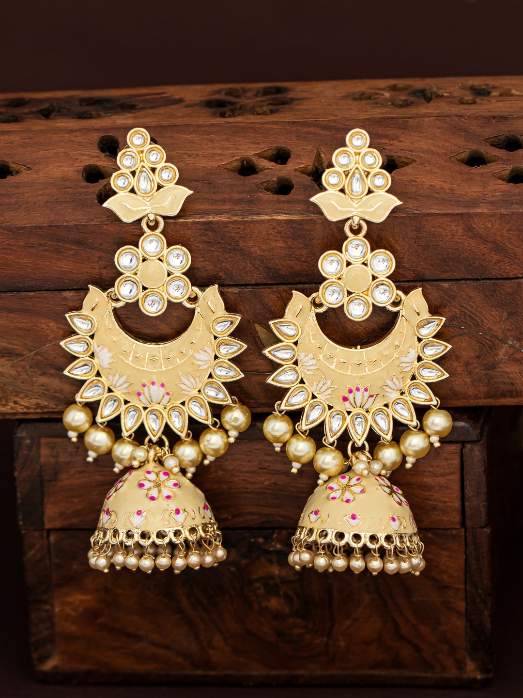 

Sukkhi Gold-Plated Kundan Studded Meenakari Dome Shaped Jhumkas