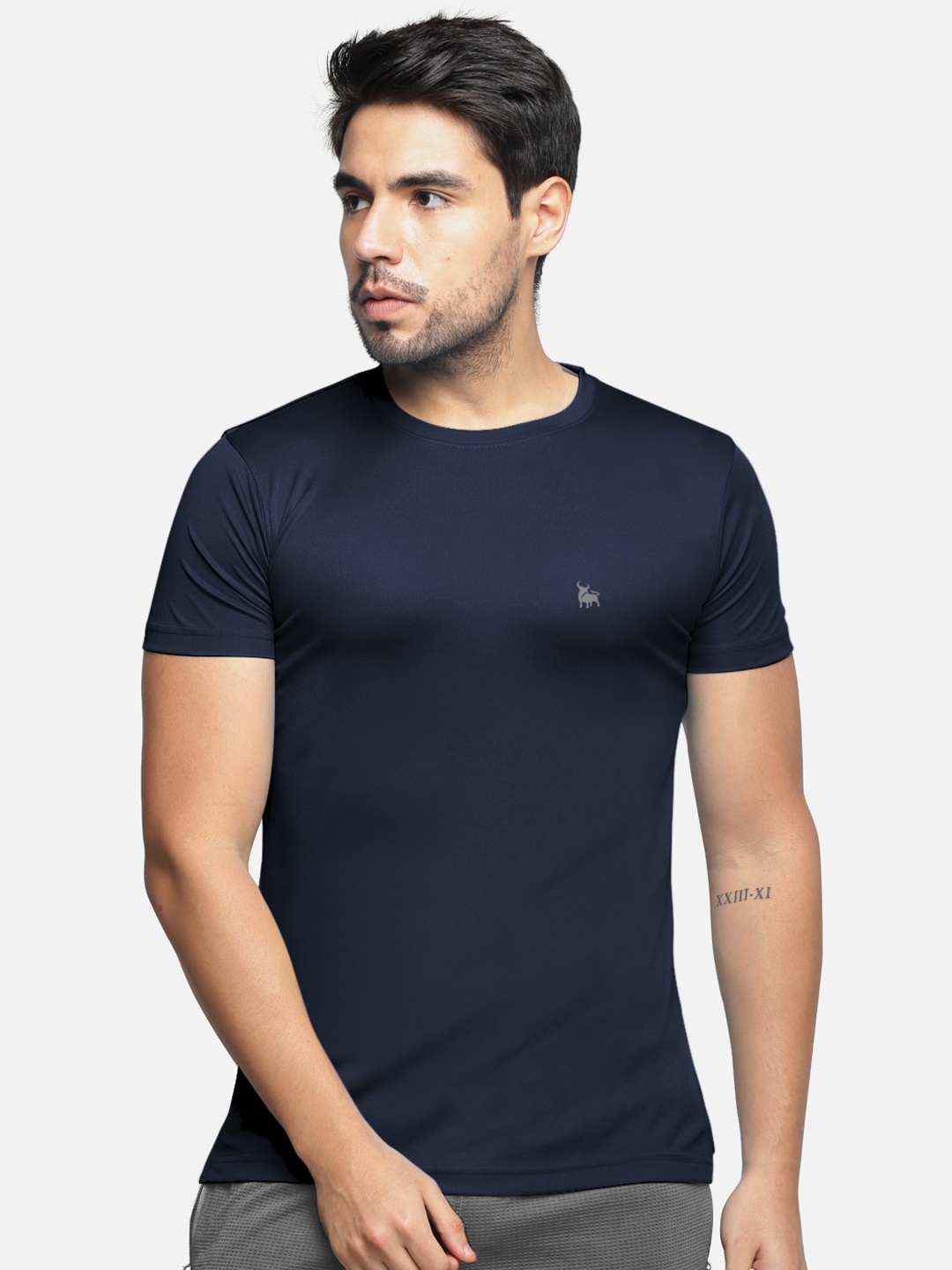 

BULLMER Men Navy Blue Solid Round Neck Dri-Fit T-shirt