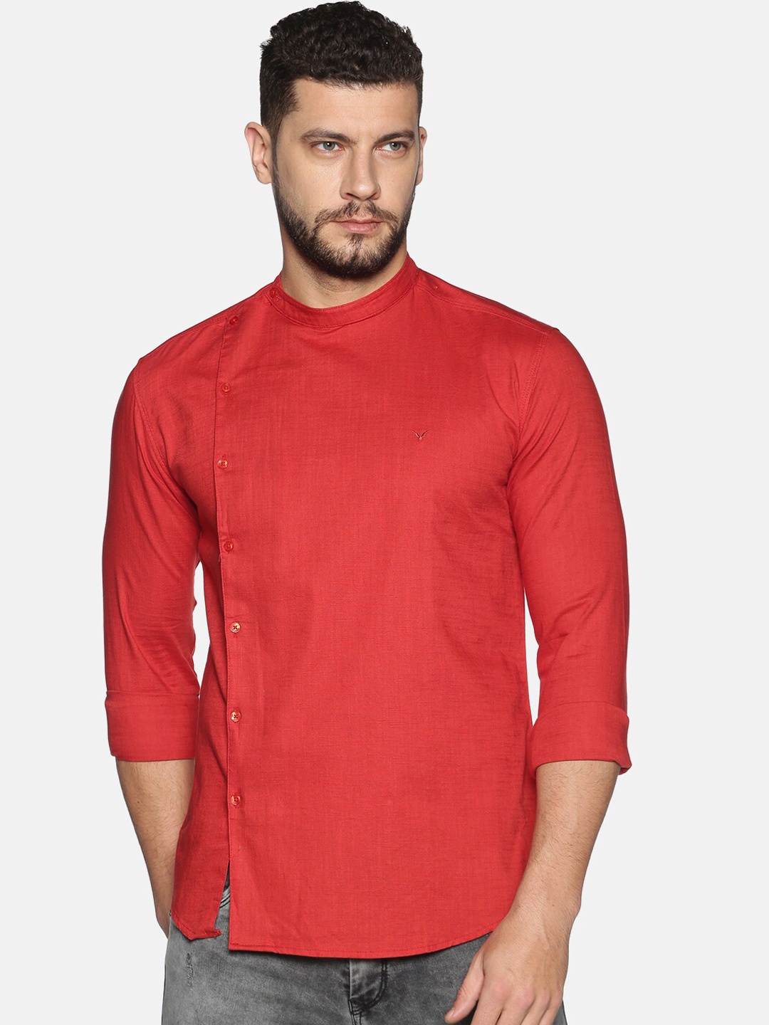 

SHOWOFF Men Red Slim Fit Solid Casual Shirt