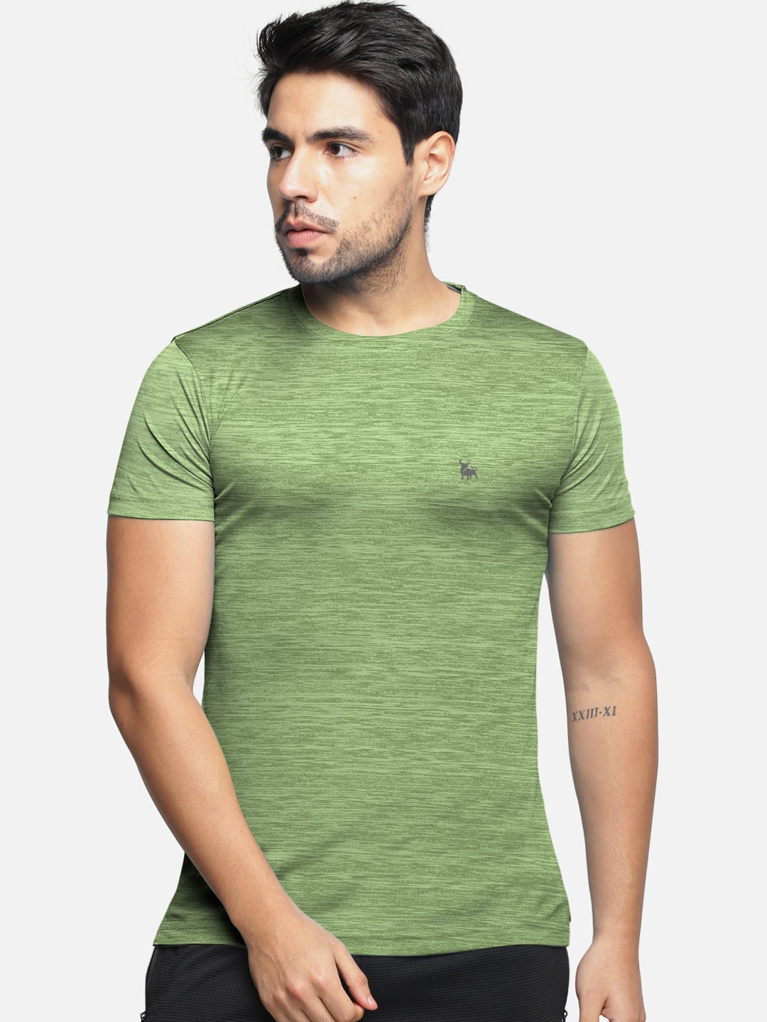 

BULLMER Men Green Solid Dri-Fit Round Neck T-shirt