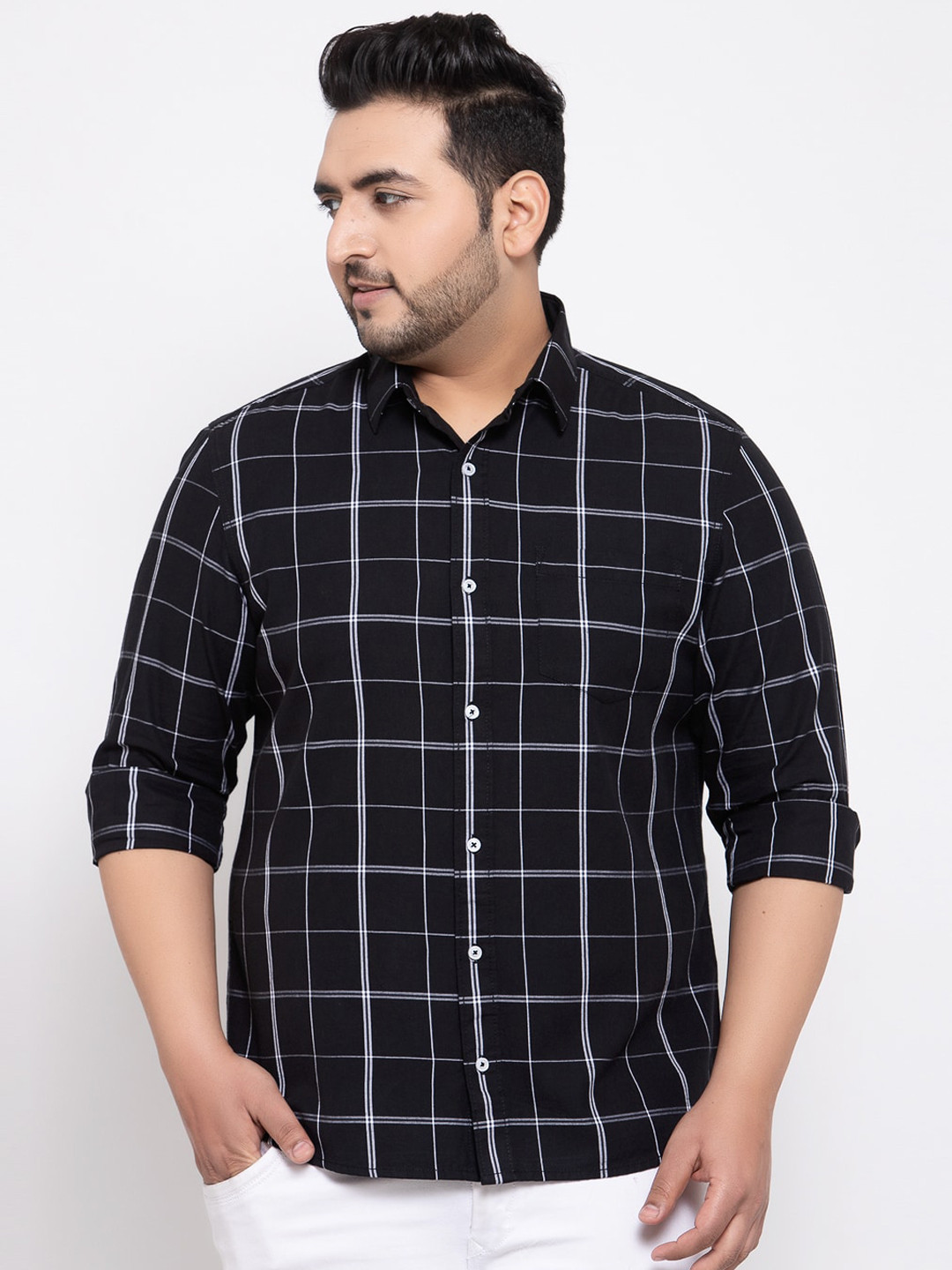 

plusS Men Black Regular Fit Checked Casual Shirt