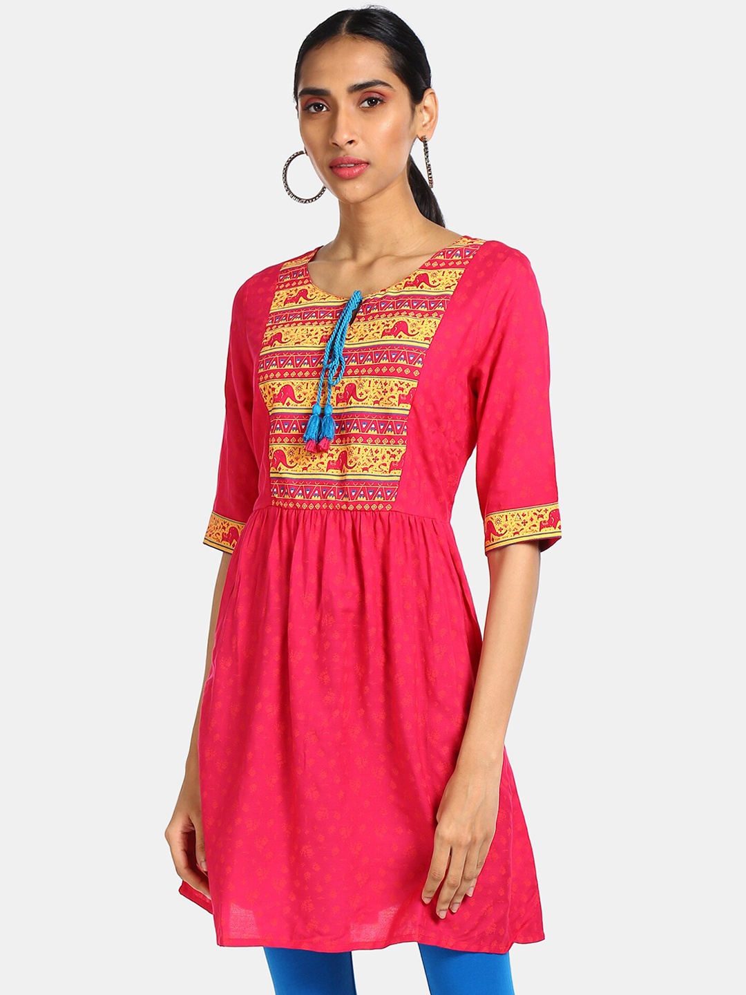 

Karigari Women Pink Ethnic Motifs Yoke Design Keyhole Neck Kurta