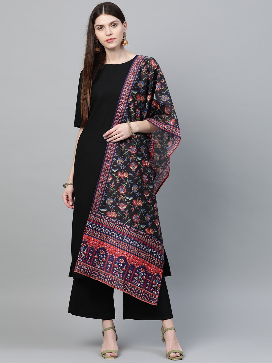 

ZIYAA Women Black Solid Kurta with Palazzos & Dupatta
