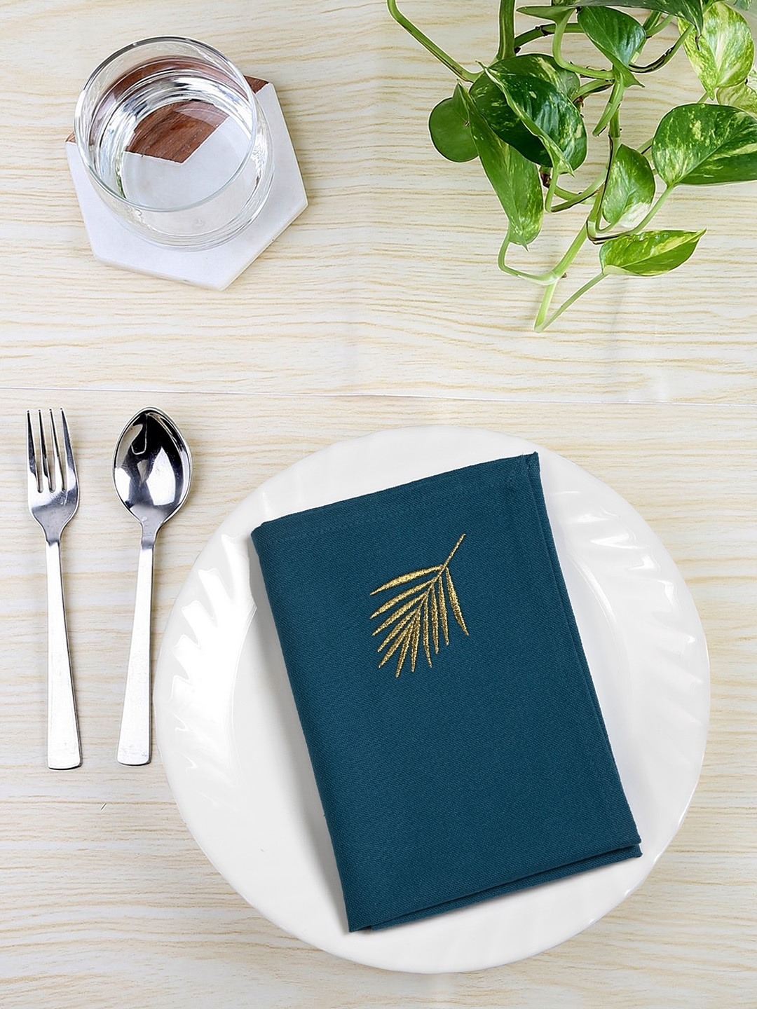 

BLANC9 Set of 6 Blue & Gold-Coloured Embroidered Table Napkins