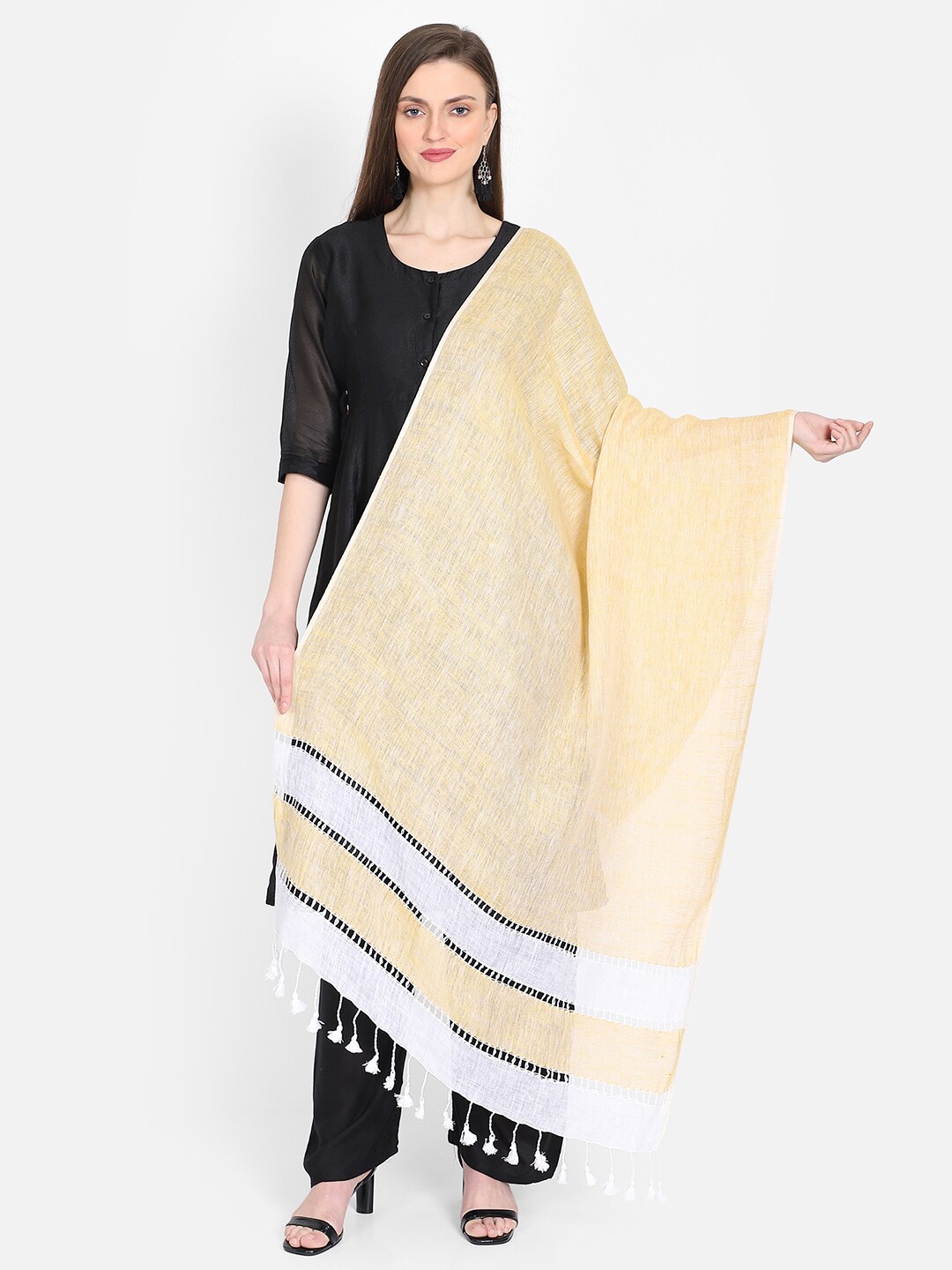 

THE WEAVE TRAVELLER Peach-Coloured & White Solid Linen Dupatta