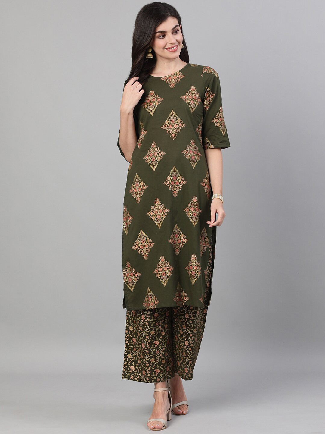 

Nayo Women Green Printed Kurta with Palazzos
