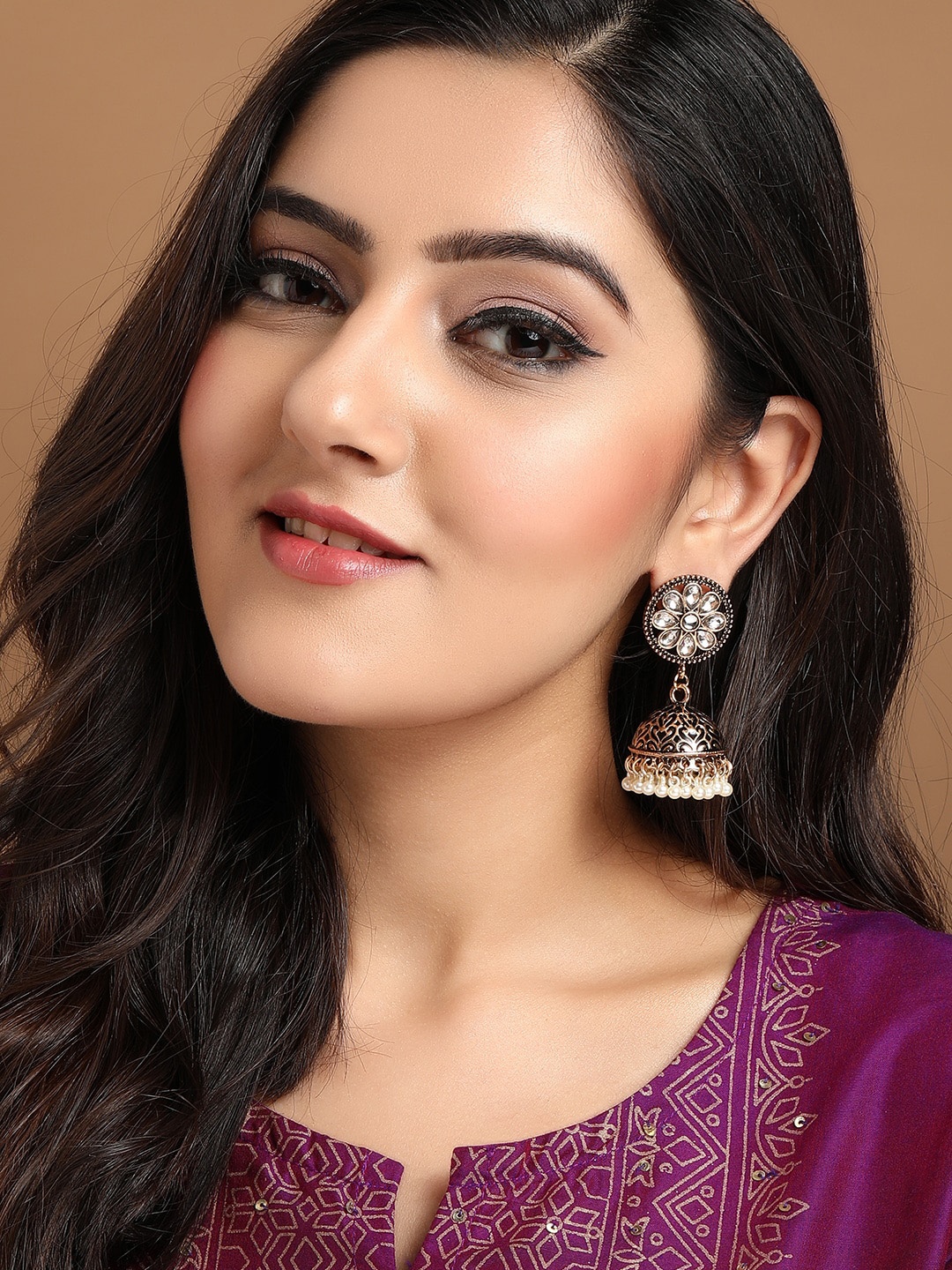 

Rubans Gold-Plated & White Kundan Dome Shaped Jhumkas