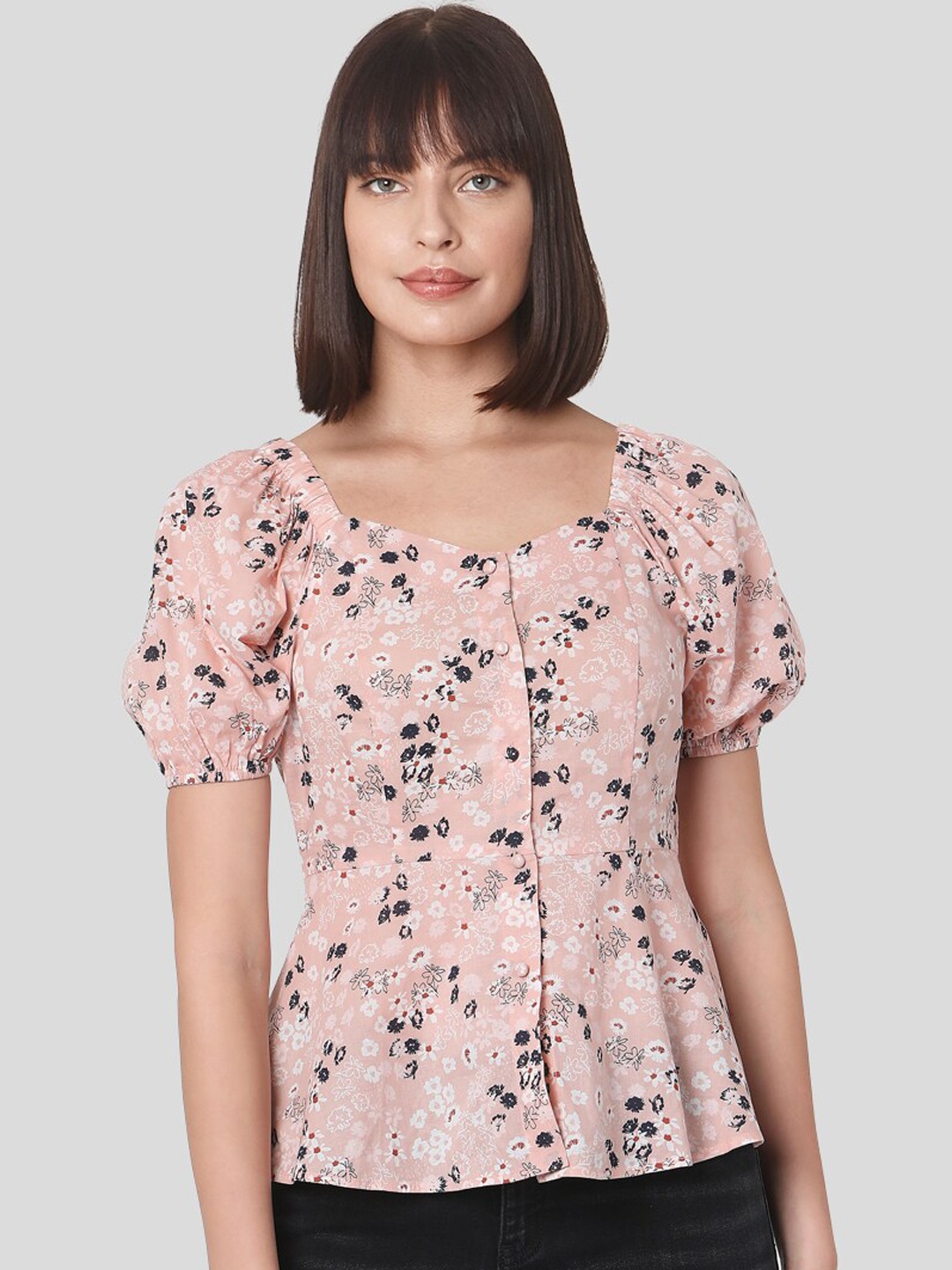 

Vero Moda Pink Floral Printed Regular Top
