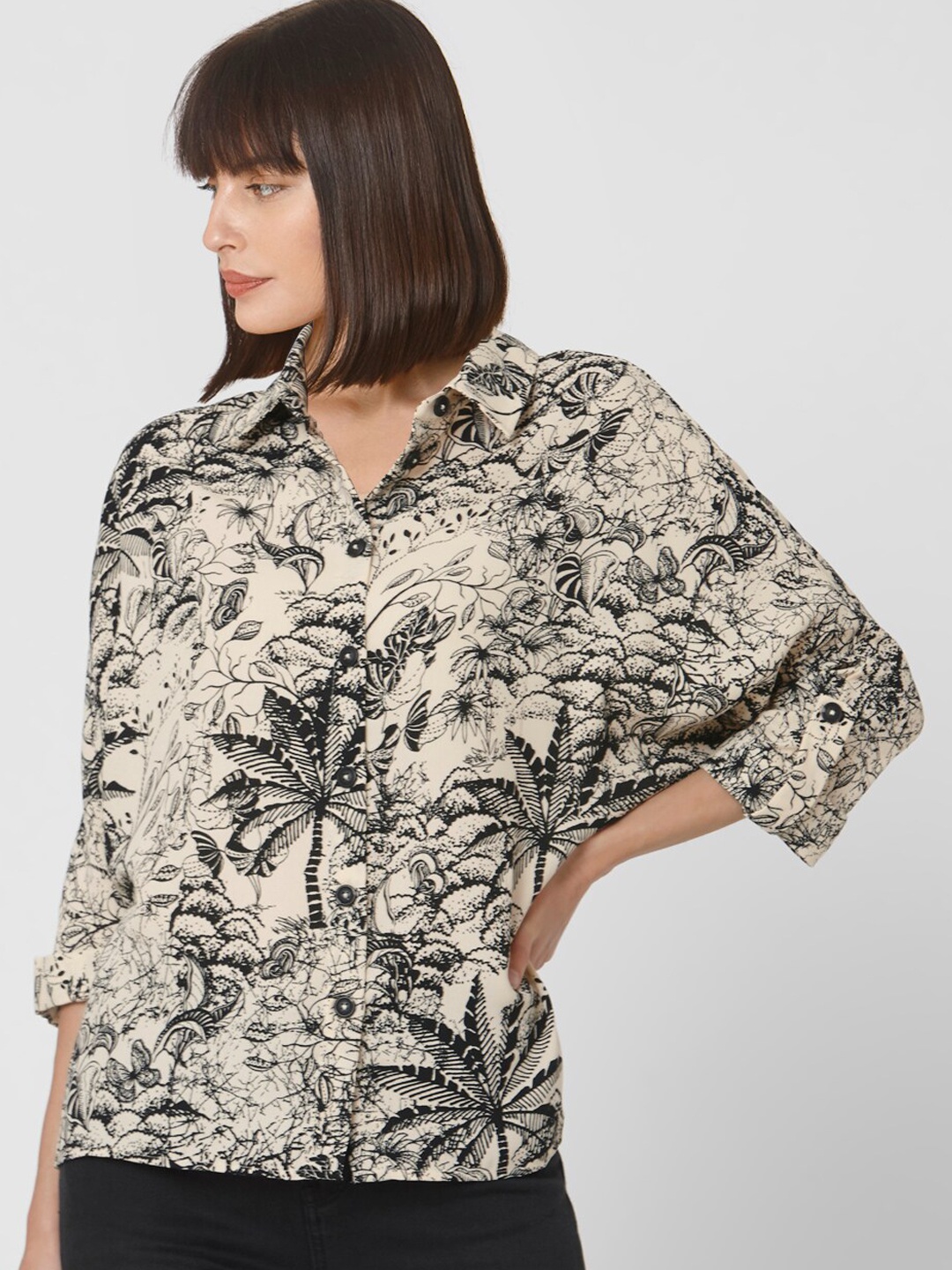 

Vero Moda Women Beige Printed Shirt Style Top