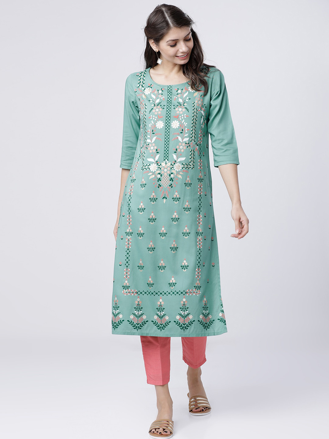 

Vishudh Women Green Floral Printed Straight Kurta