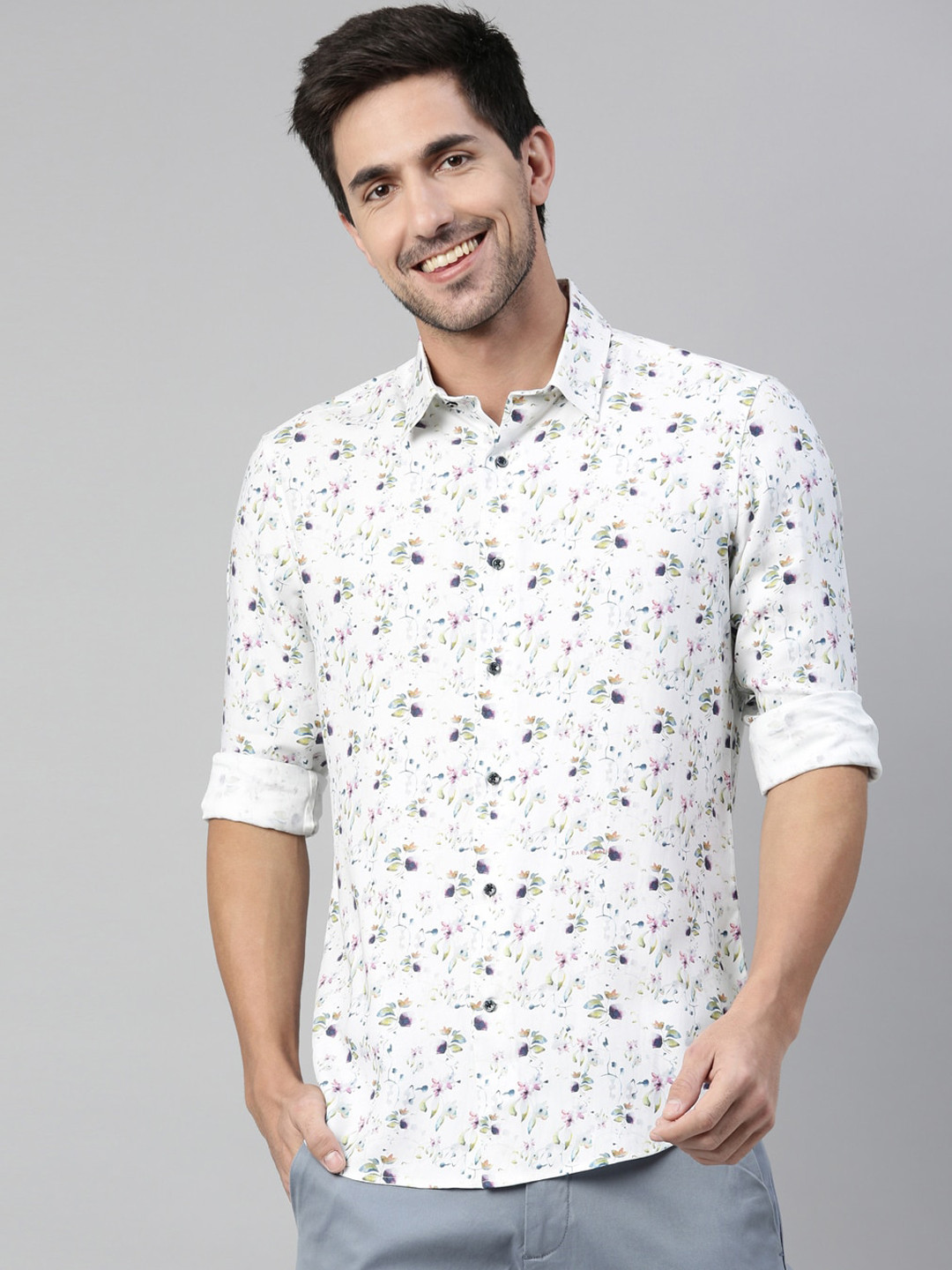 

RARE RABBIT Men White & Purple Regular Fit Floral Printed Casual Shirt