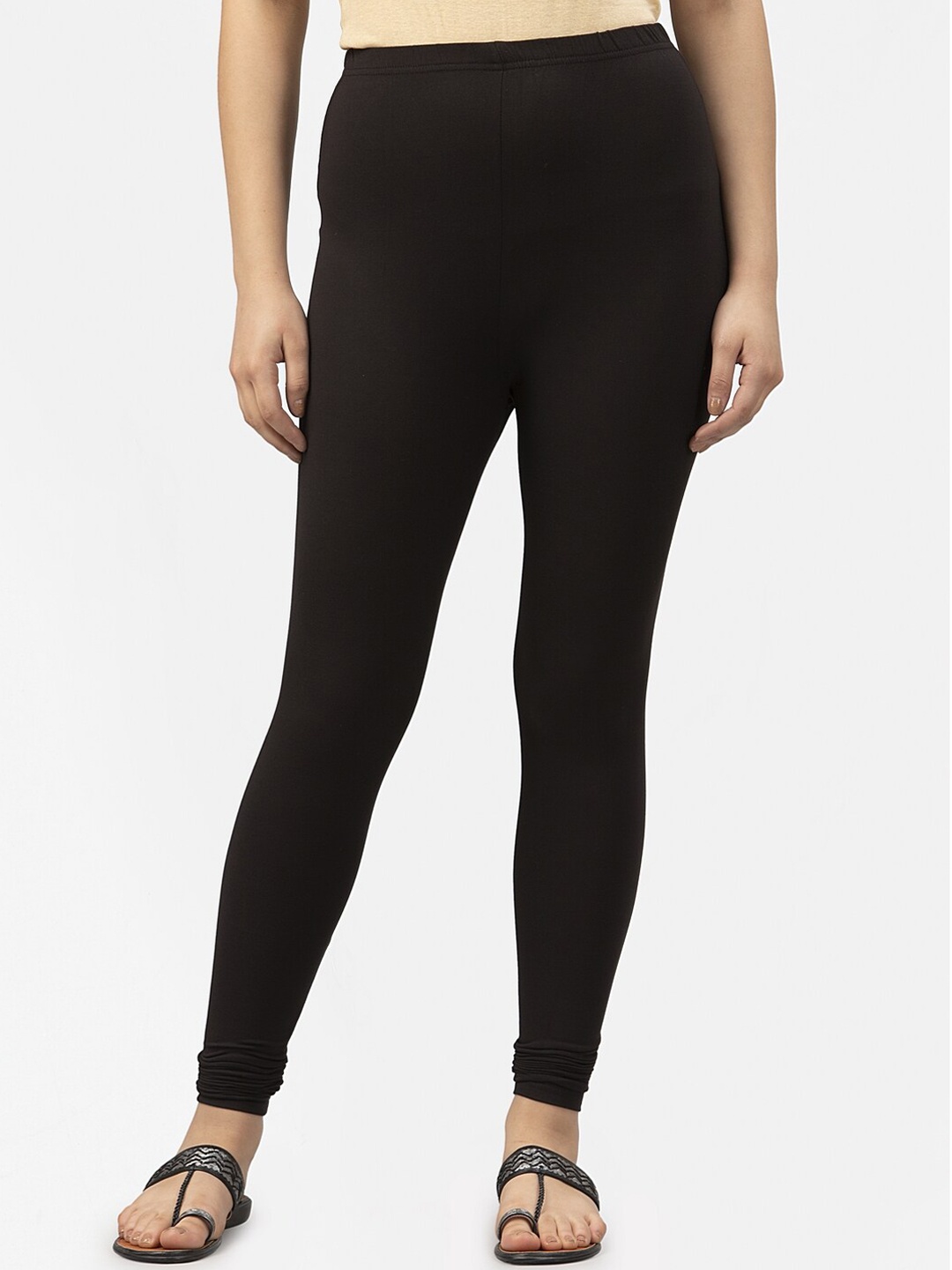 

Style Quotient Women Black Solid Ankle-Length Leggings