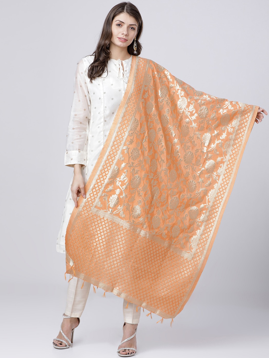 

Vishudh Peach-Coloured & Silver-Coloured Woven Design Dupatta