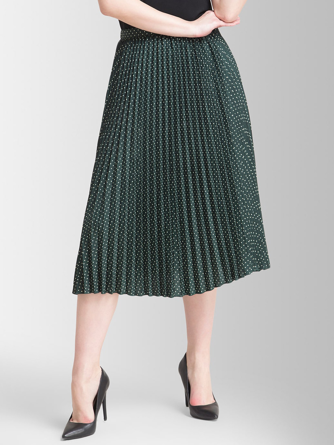 

FableStreet Green & White Polka Dots Printed Accordion Pleated A-Line Midi Skirt