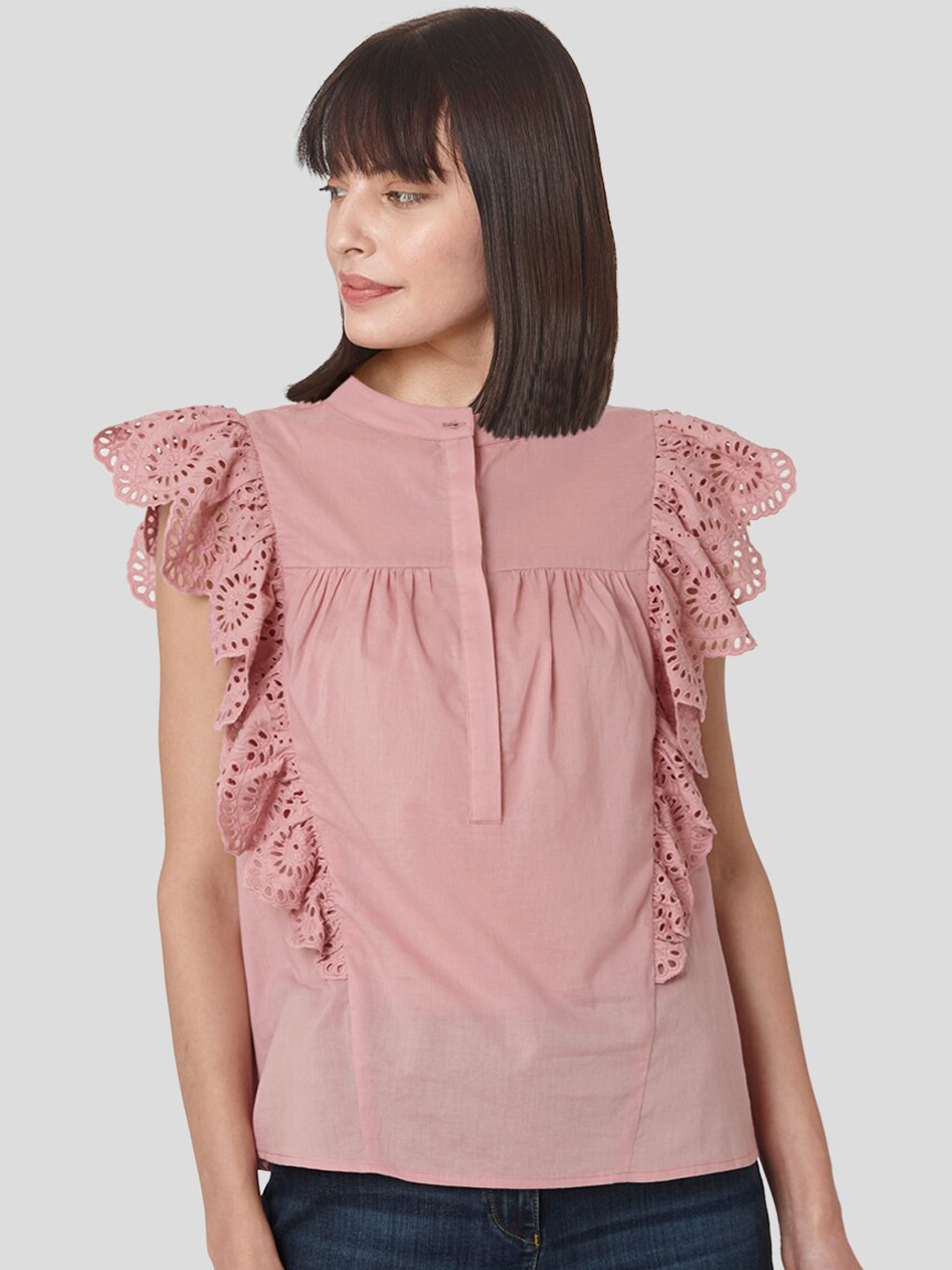 

Vero Moda Women Pink Solid Regular Top