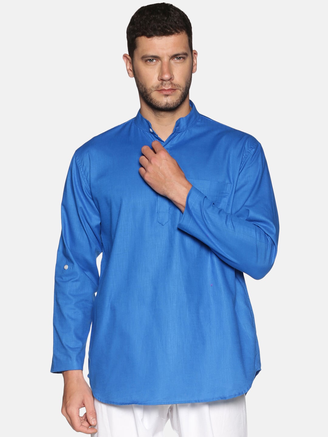 

Sethukrishna Men Blue Solid Straight Kurta