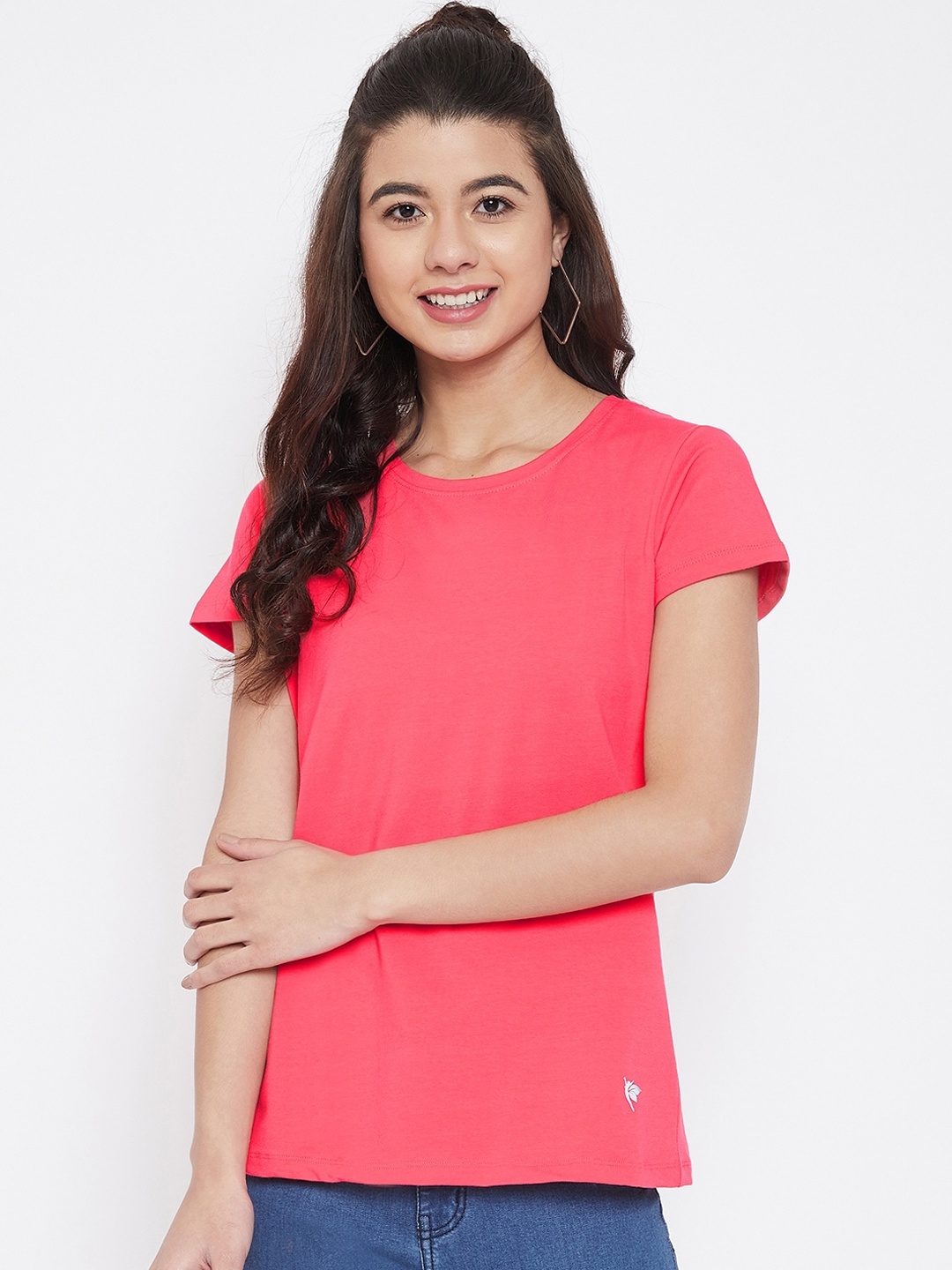 

Camey Women Pink Solid Round Neck T-shirt