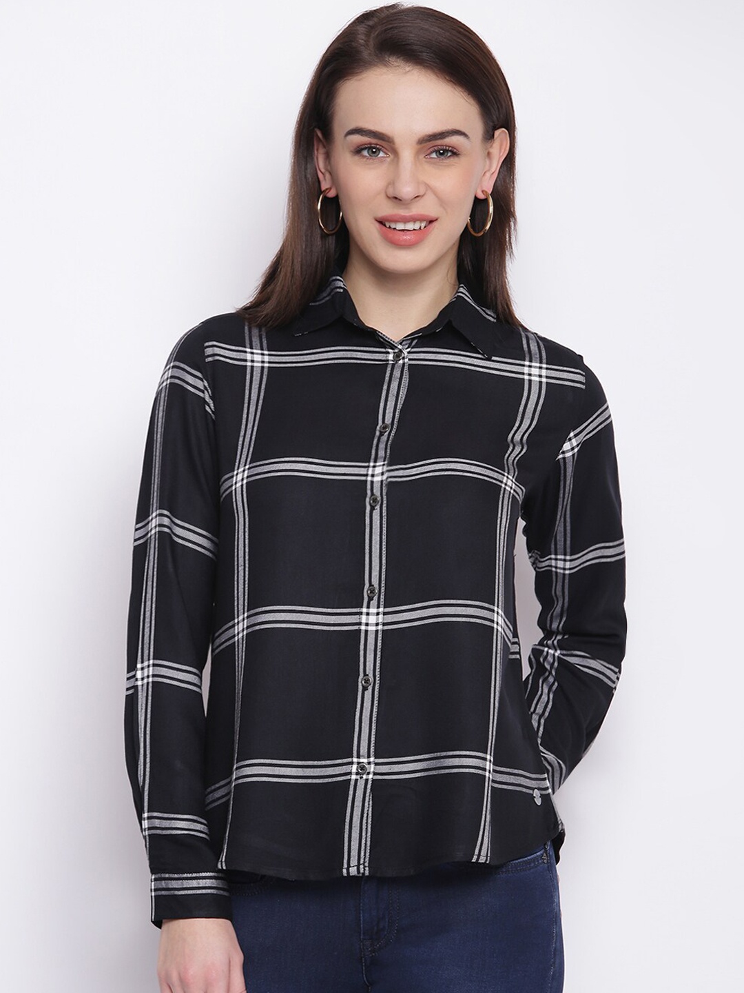 

Pepe Jeans Women Black Regular Fit Checked Casual Shirt